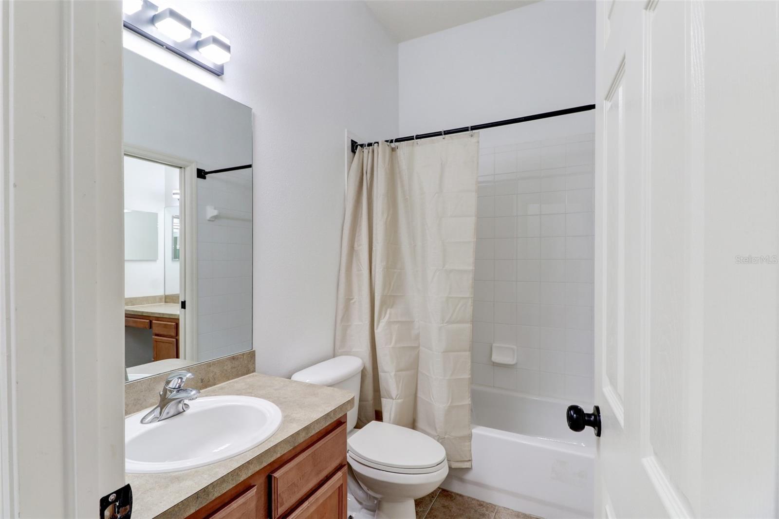 Image 29 of 38 For 6243 Duck Key Court