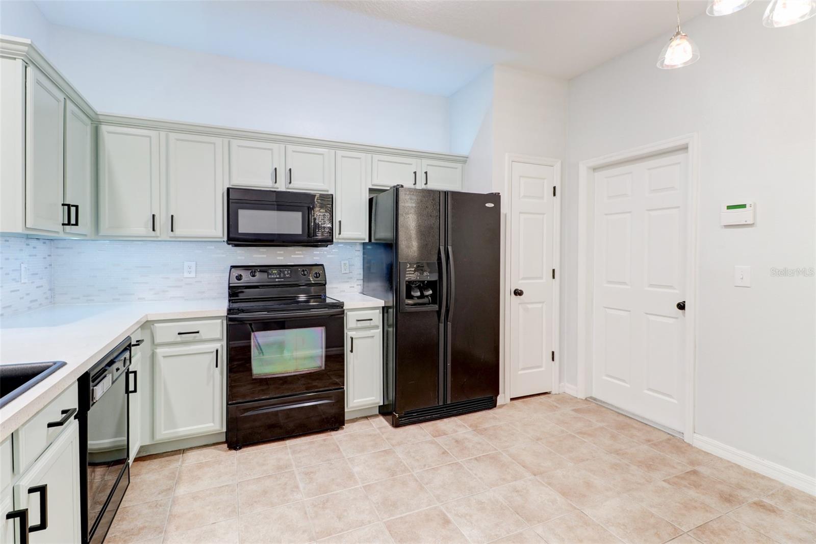 Image 9 of 38 For 6243 Duck Key Court