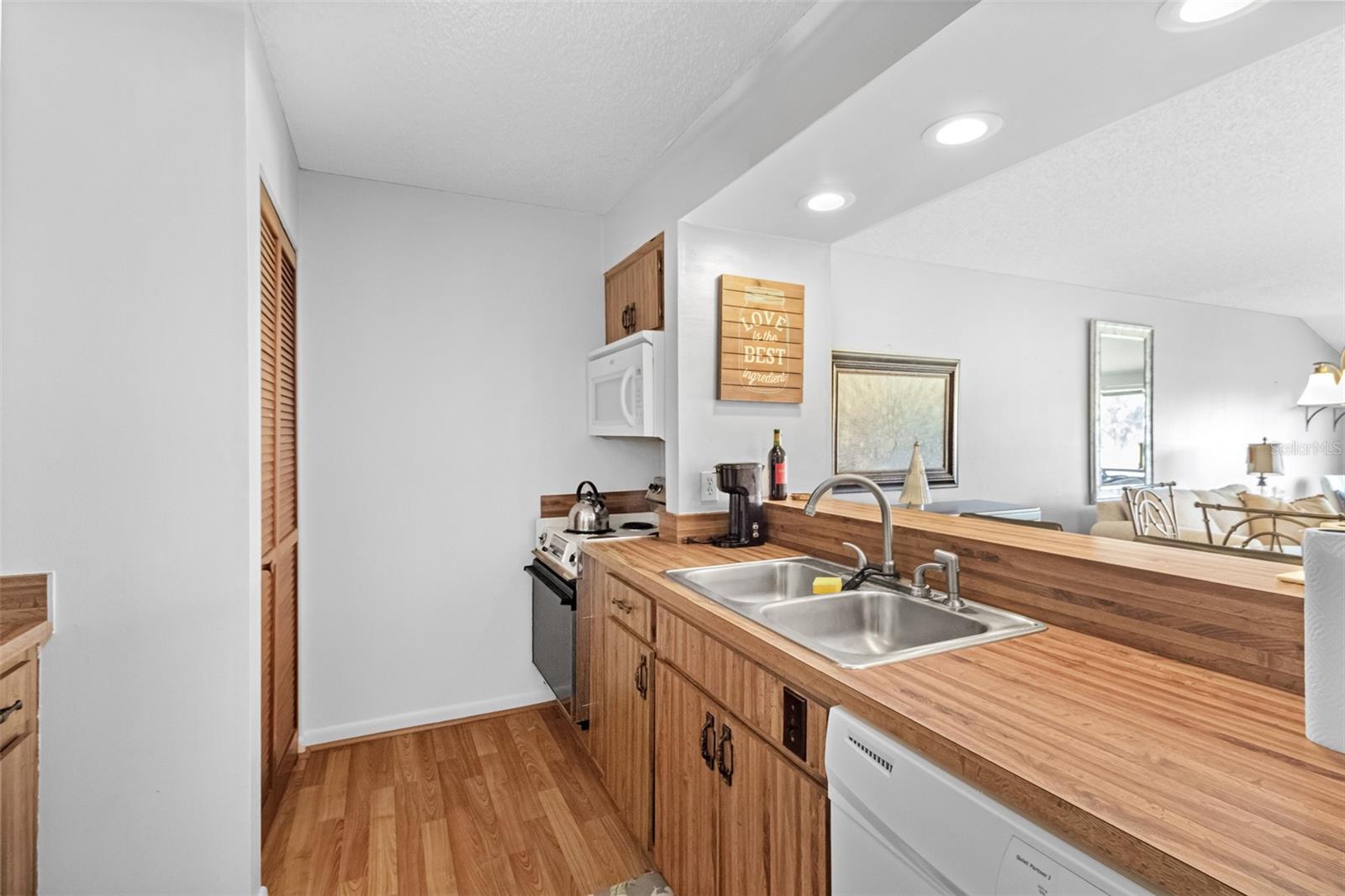 Image 11 of 25 For 29300 Bay Hollow Drive 3250