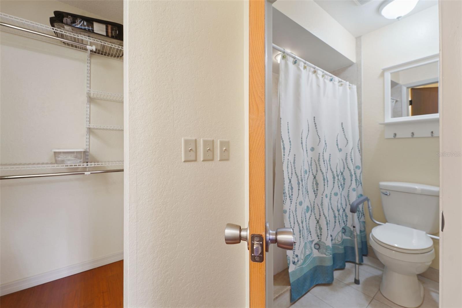 Image 12 of 28 For 11511 113th Street 21d