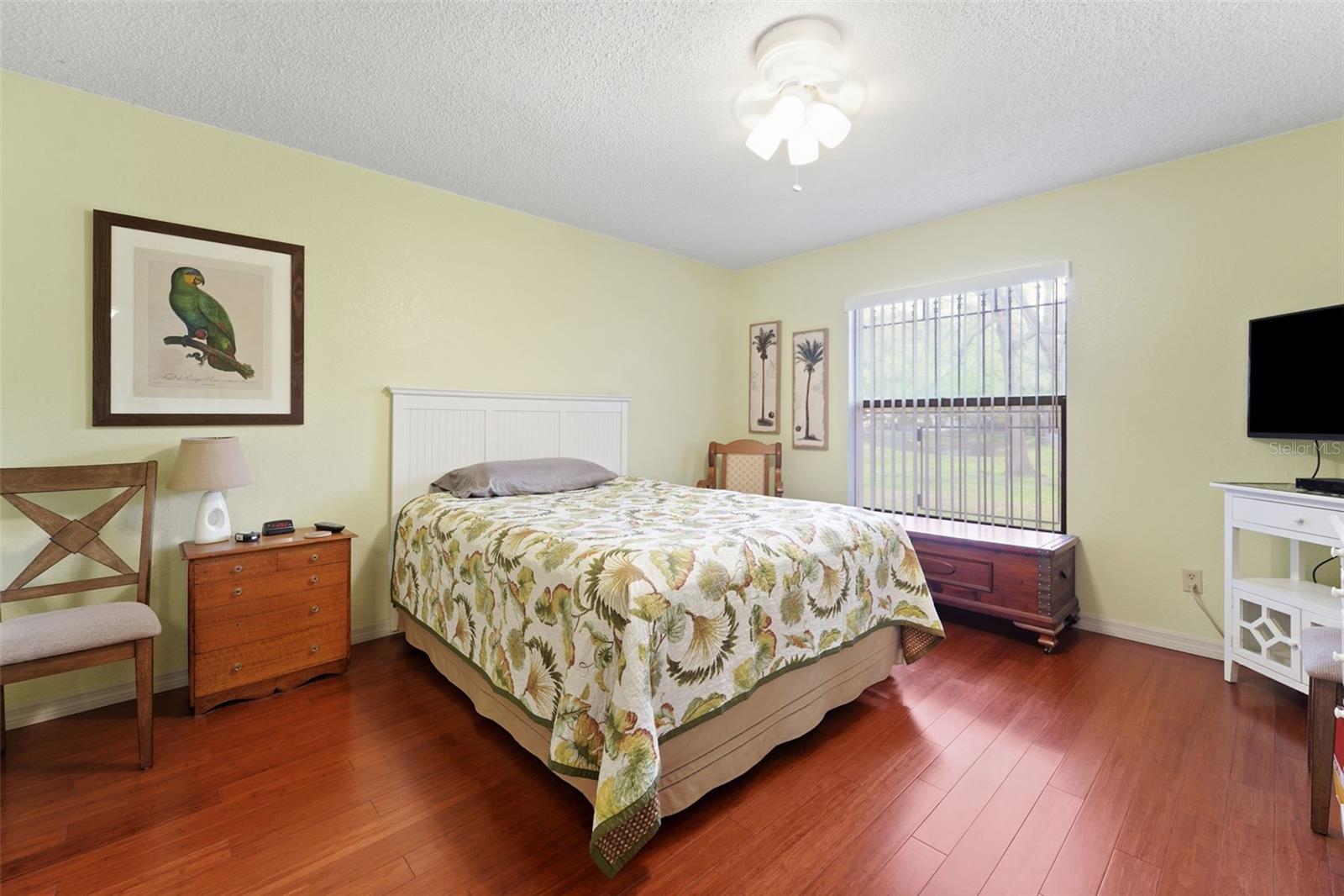 Image 15 of 28 For 11511 113th Street 21d