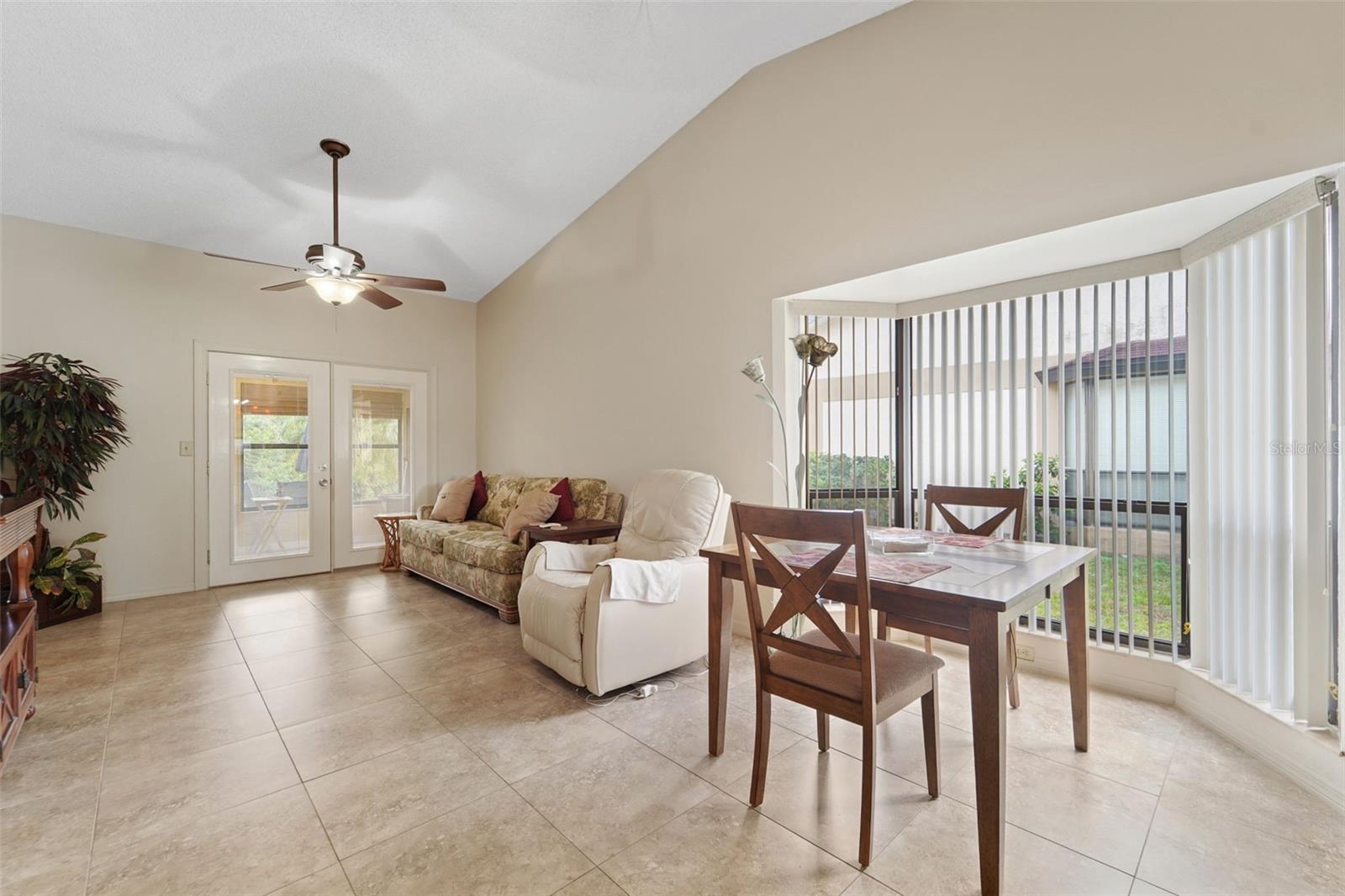 Image 17 of 28 For 11511 113th Street 21d