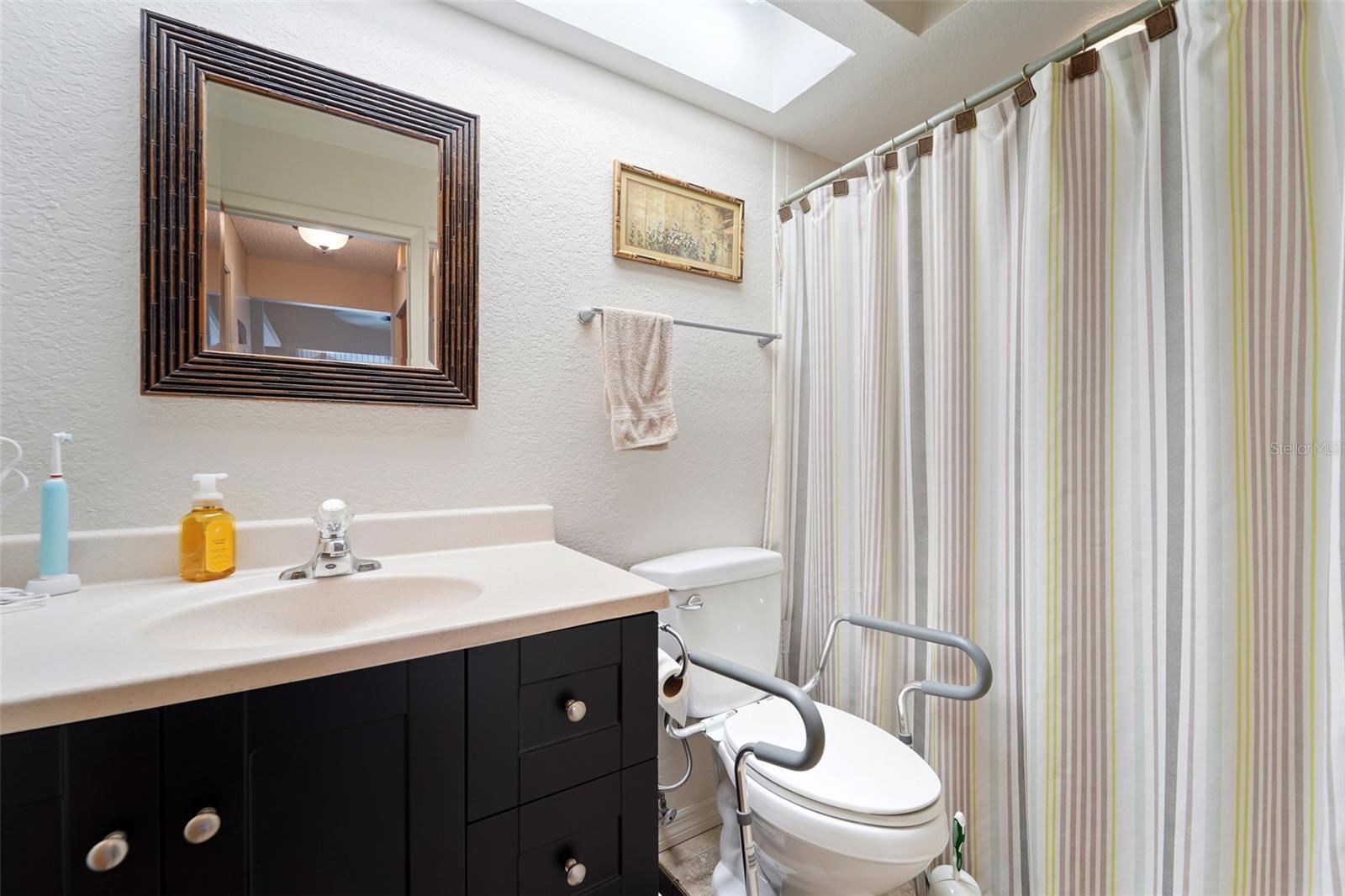 Image 8 of 28 For 11511 113th Street 21d