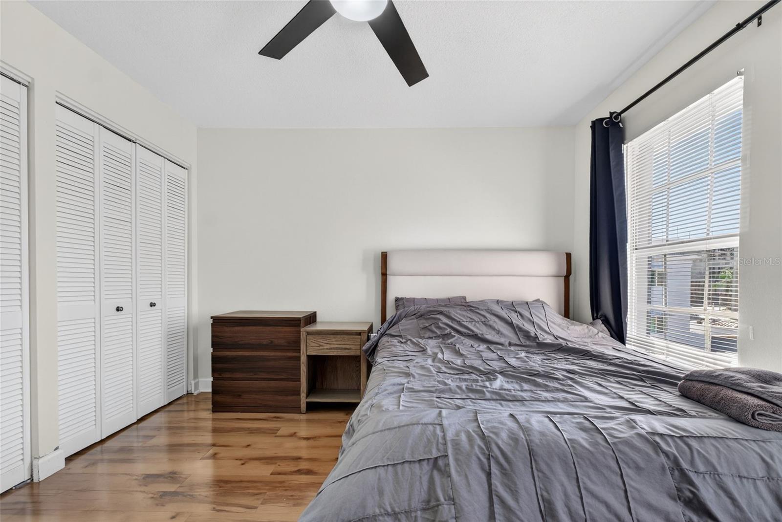 Image 27 of 47 For 218 Tampania Avenue