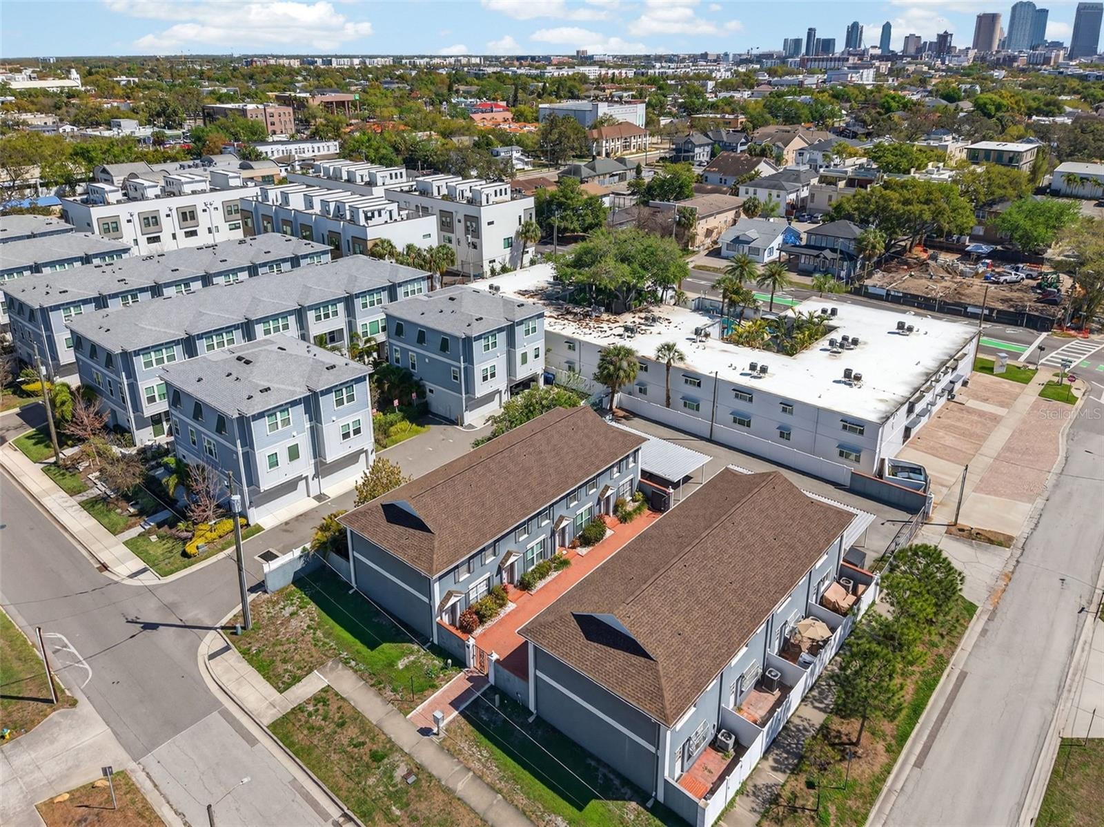 Image 45 of 47 For 218 Tampania Avenue