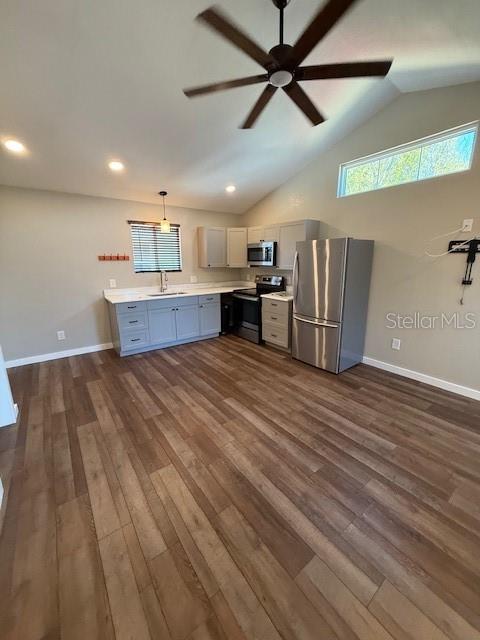 Image 16 of 23 For 2448 4th Avenue N