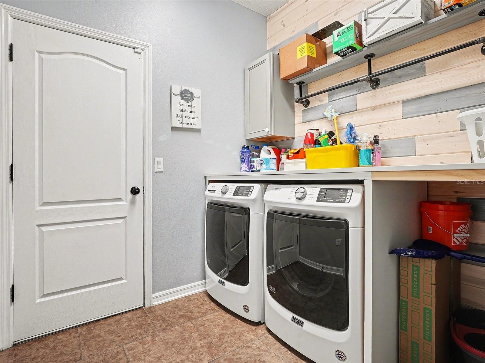 Image 28 of 50 For 924 Bella Vida Boulevard