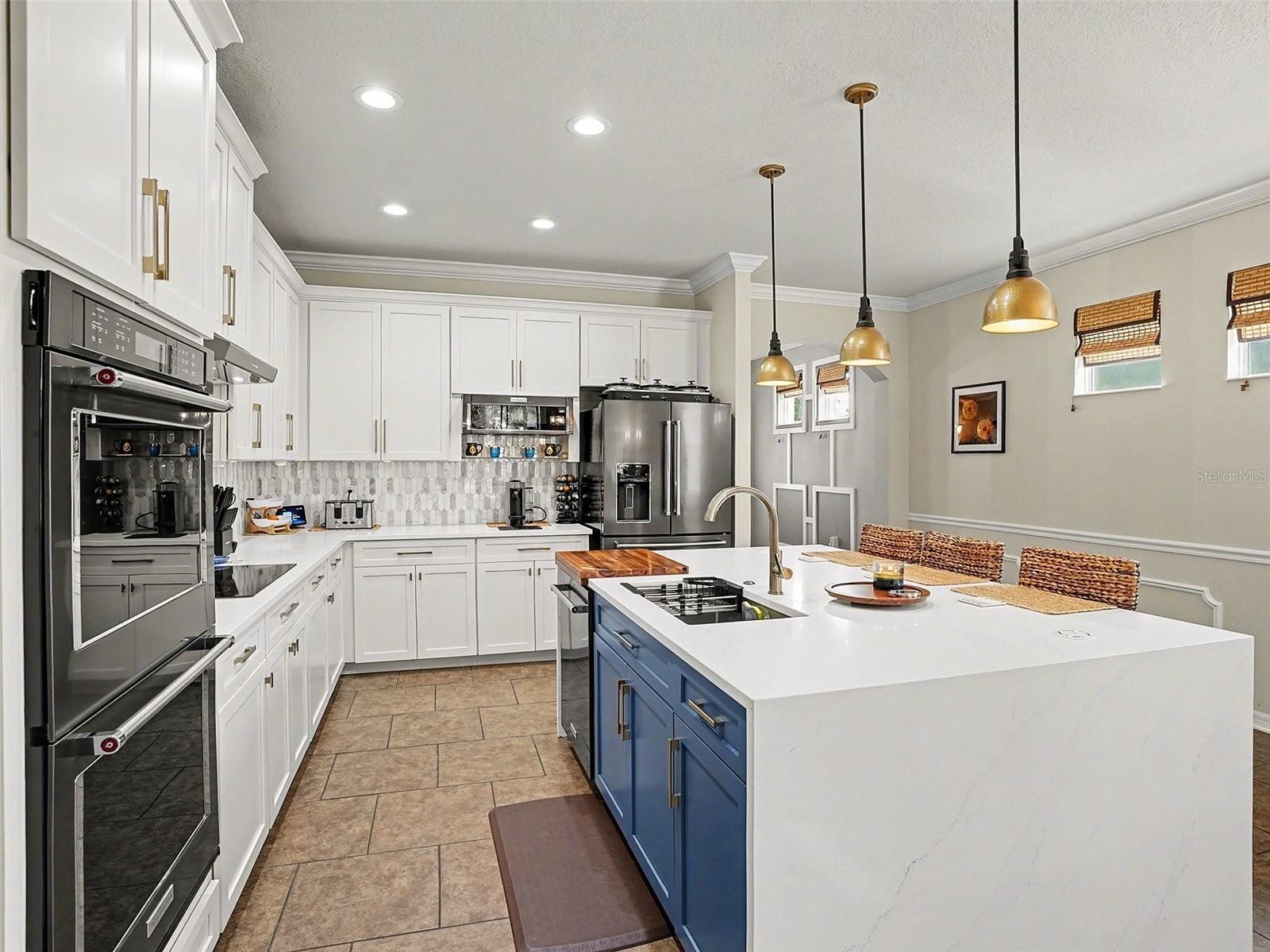 Image 3 of 50 For 924 Bella Vida Boulevard