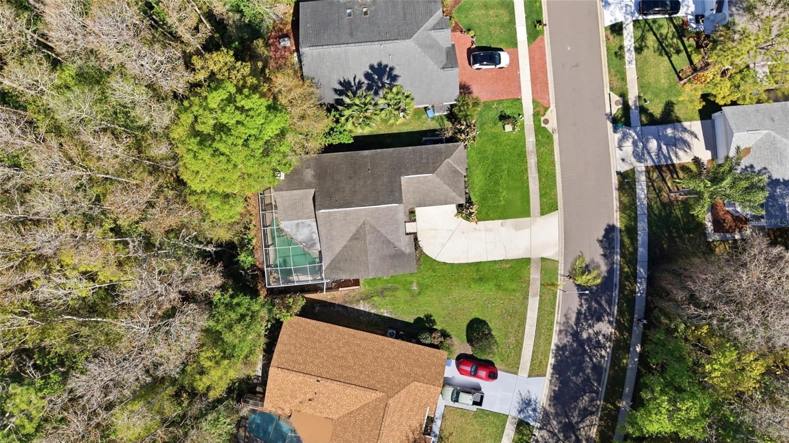 Image 28 of 33 For 812 Crestridge Drive