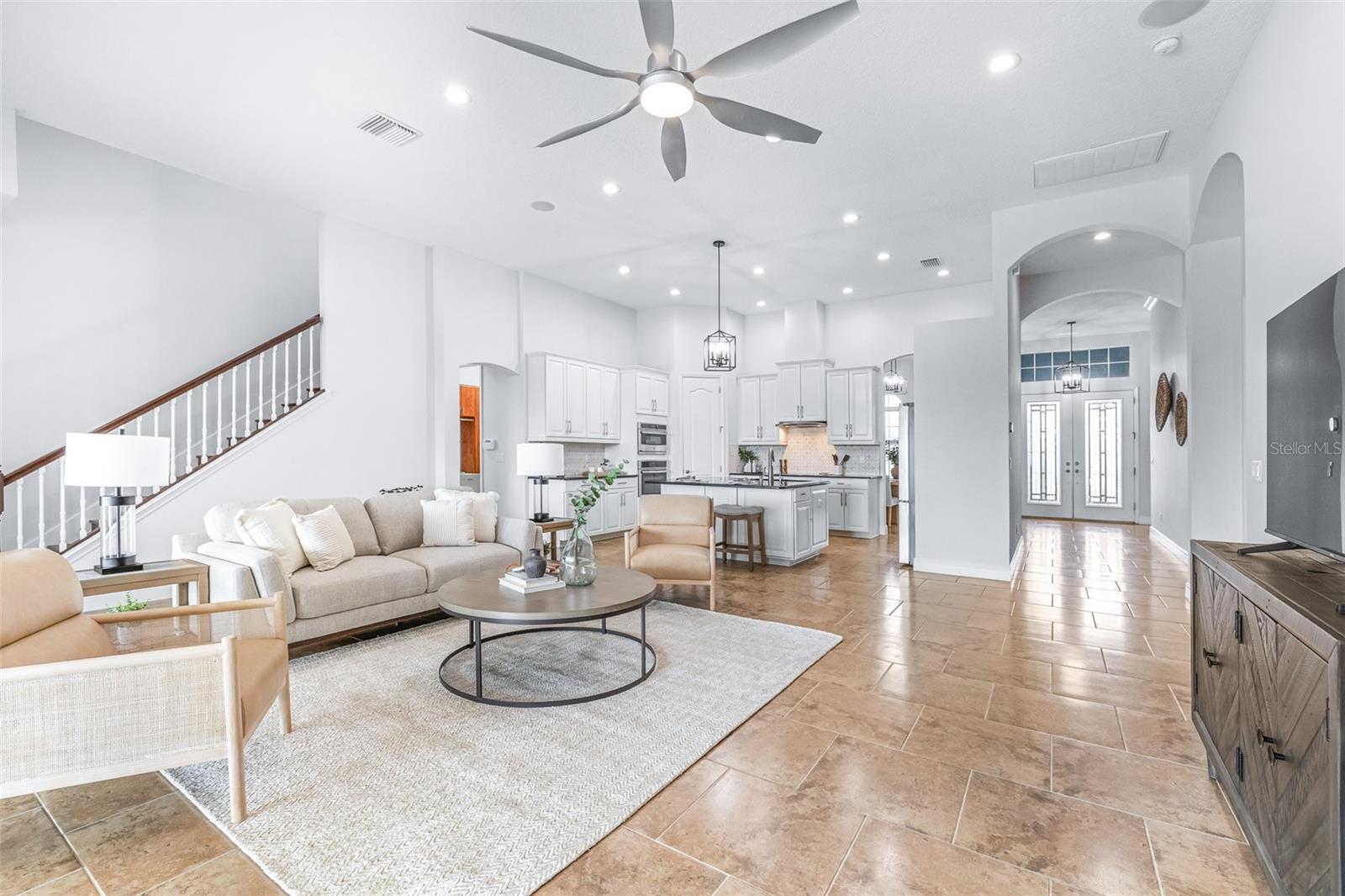 Image 17 of 91 For 32545 Silvercreek Way