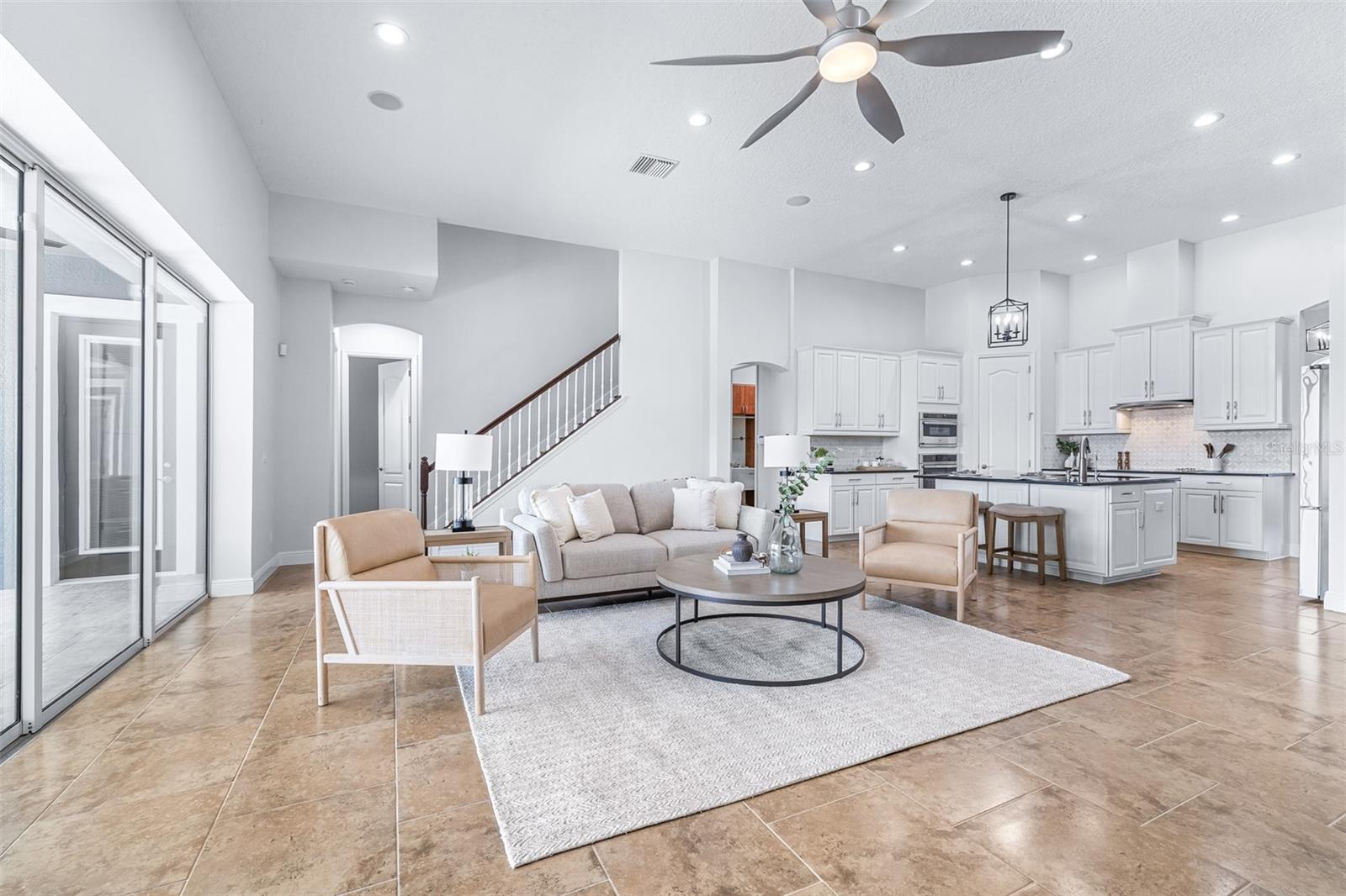 Image 21 of 91 For 32545 Silvercreek Way