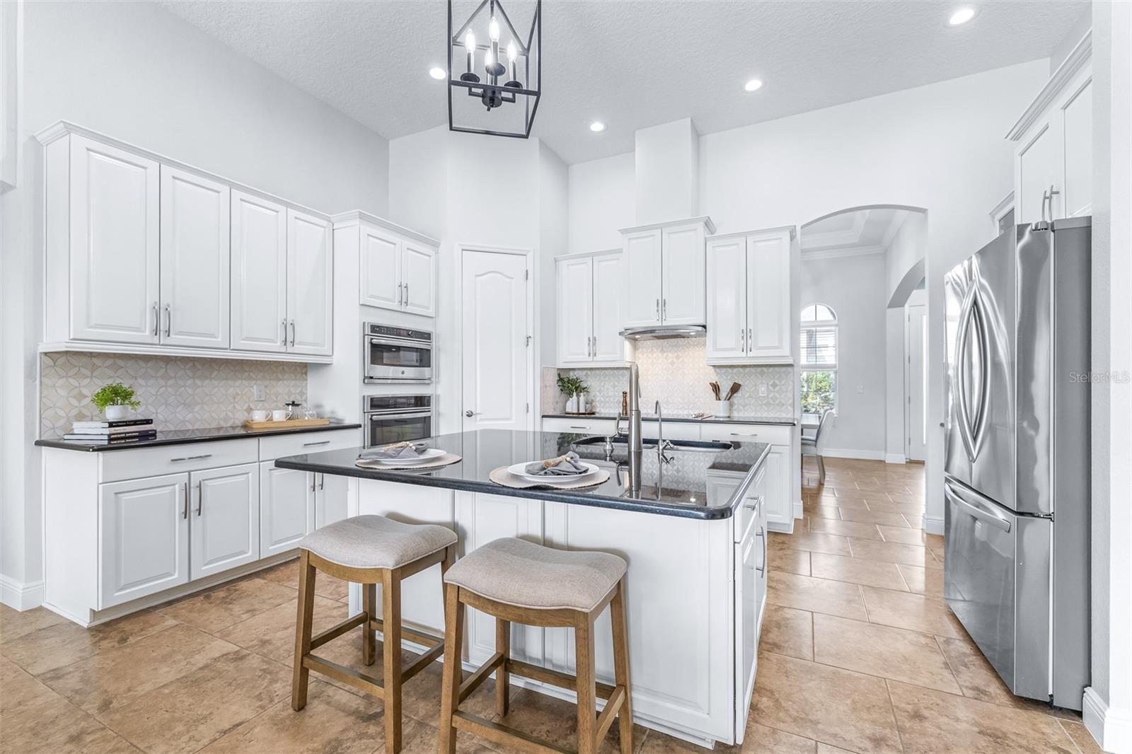 Image 34 of 91 For 32545 Silvercreek Way