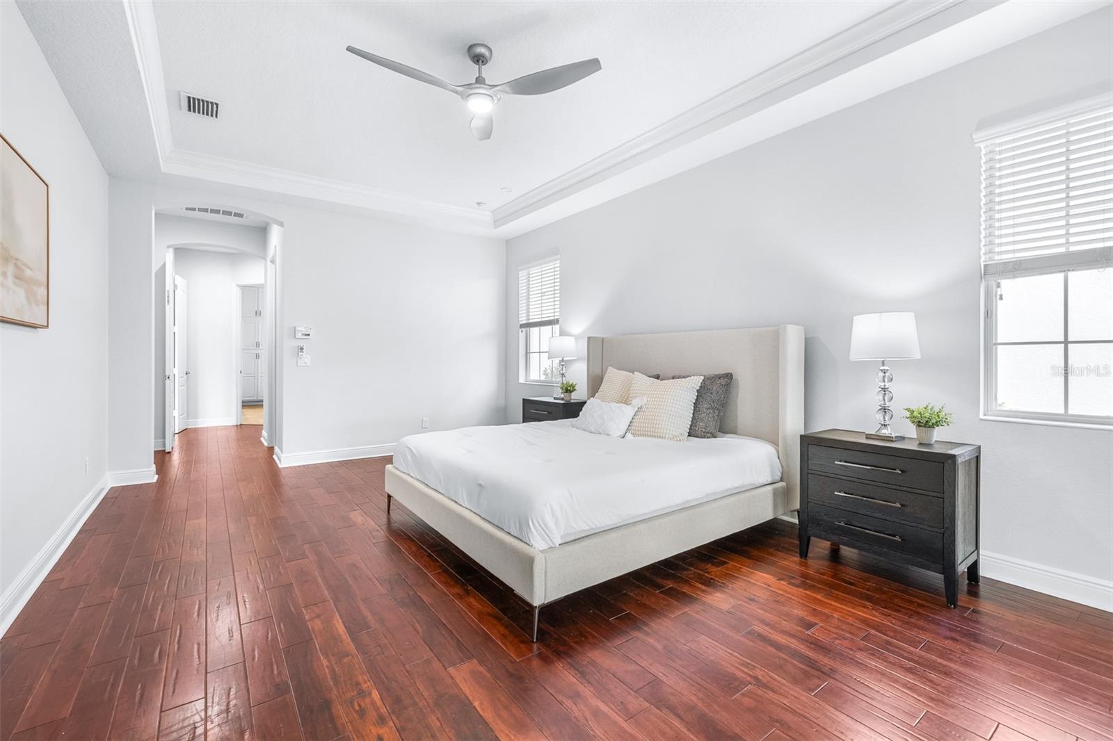 Image 40 of 91 For 32545 Silvercreek Way