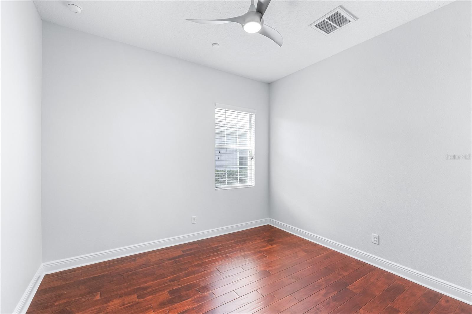 Image 55 of 91 For 32545 Silvercreek Way