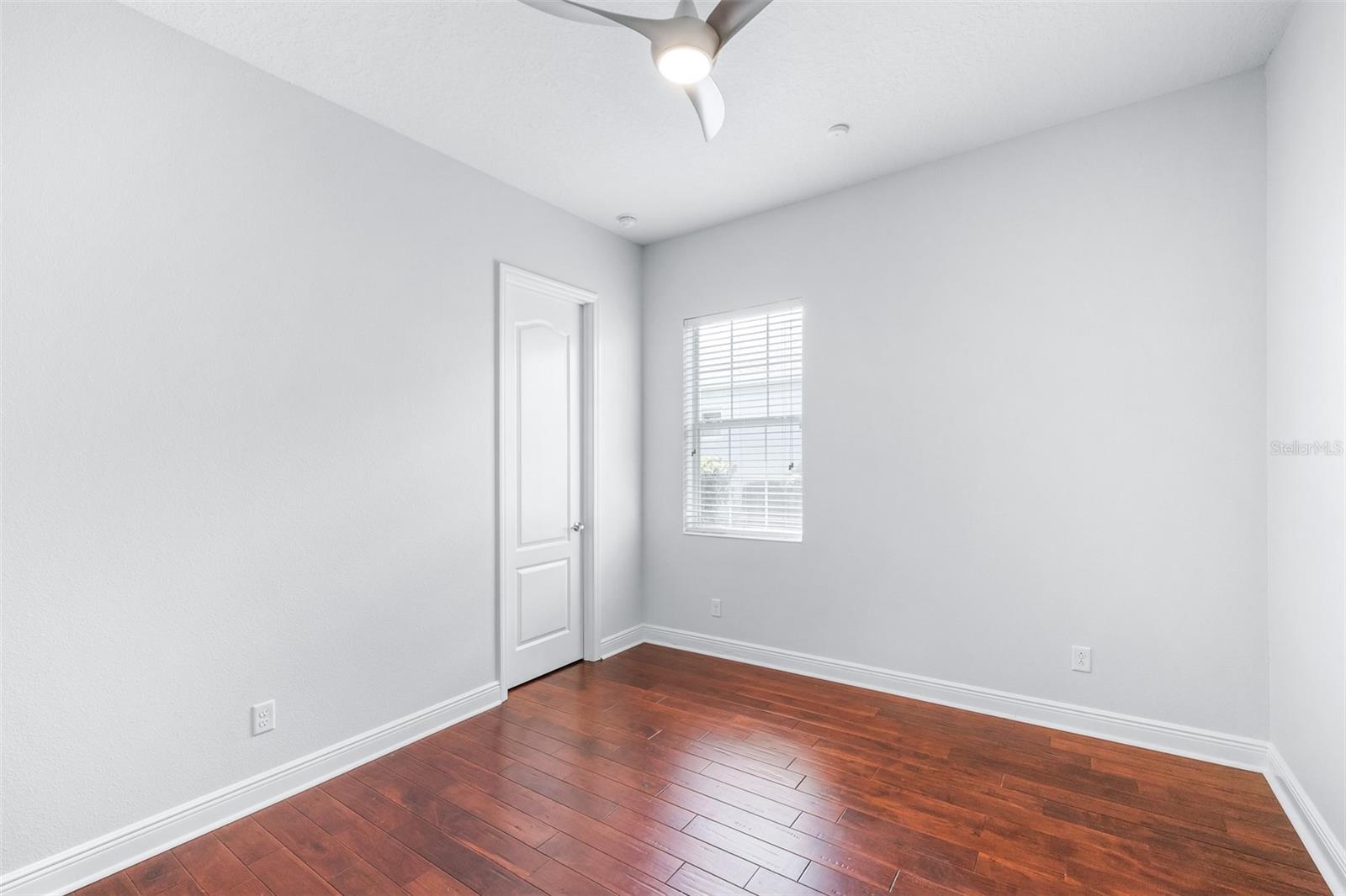 Image 58 of 91 For 32545 Silvercreek Way