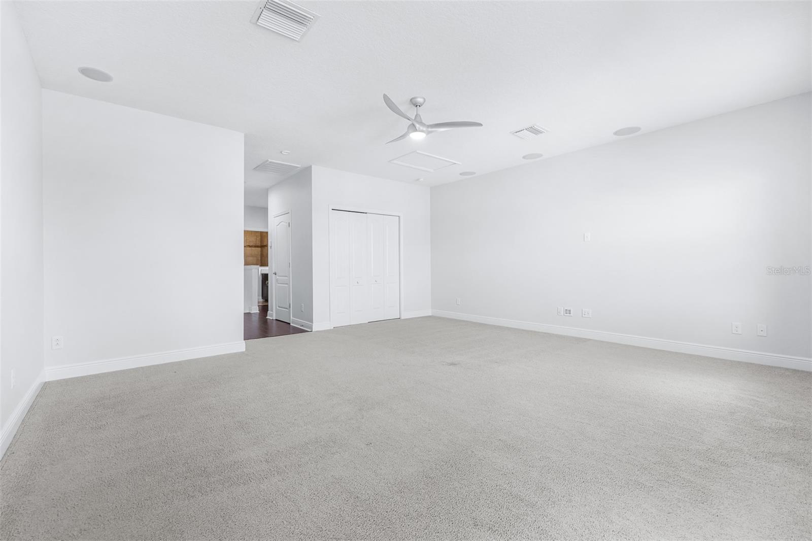 Image 64 of 91 For 32545 Silvercreek Way