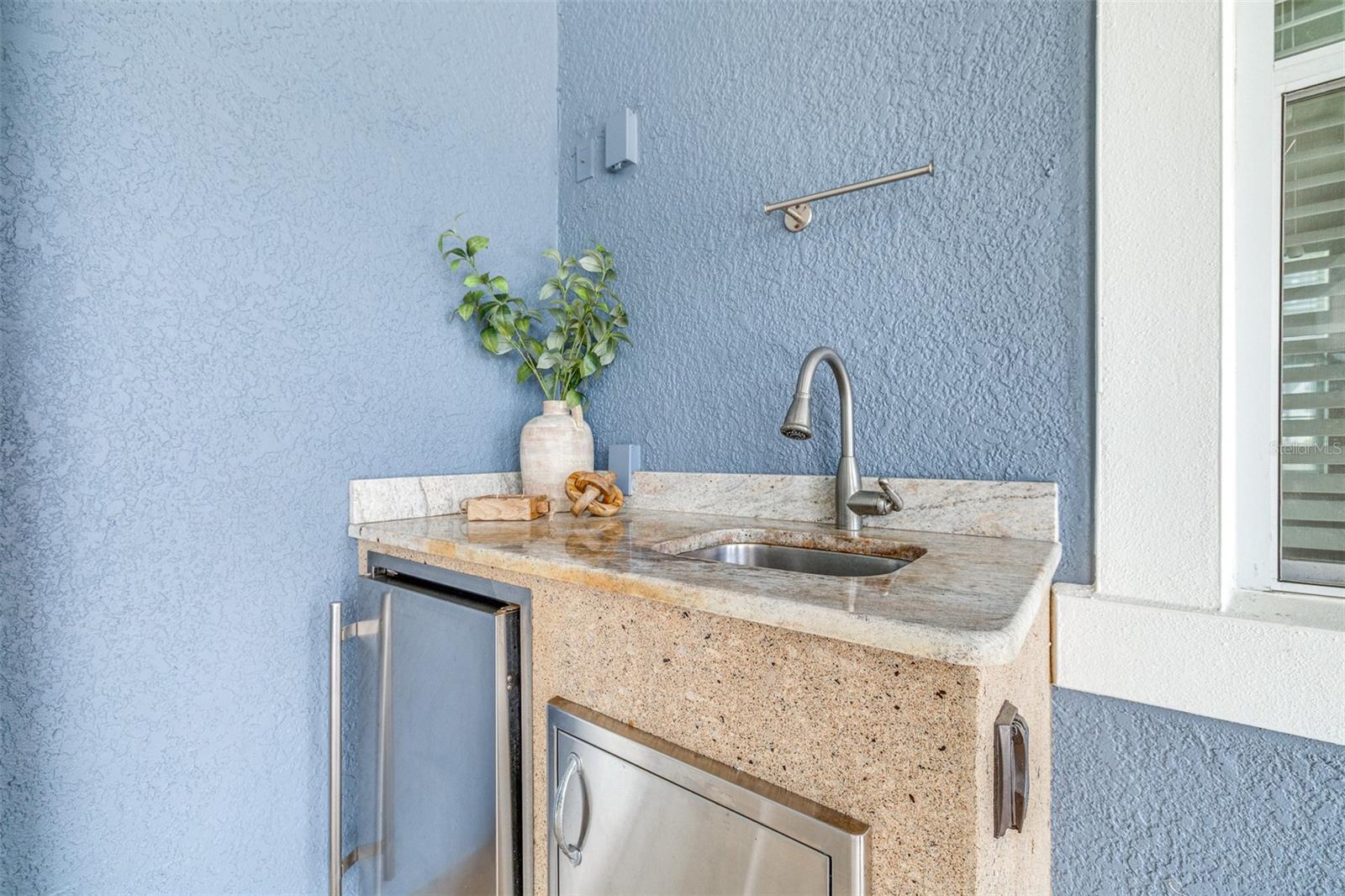 Image 72 of 91 For 32545 Silvercreek Way