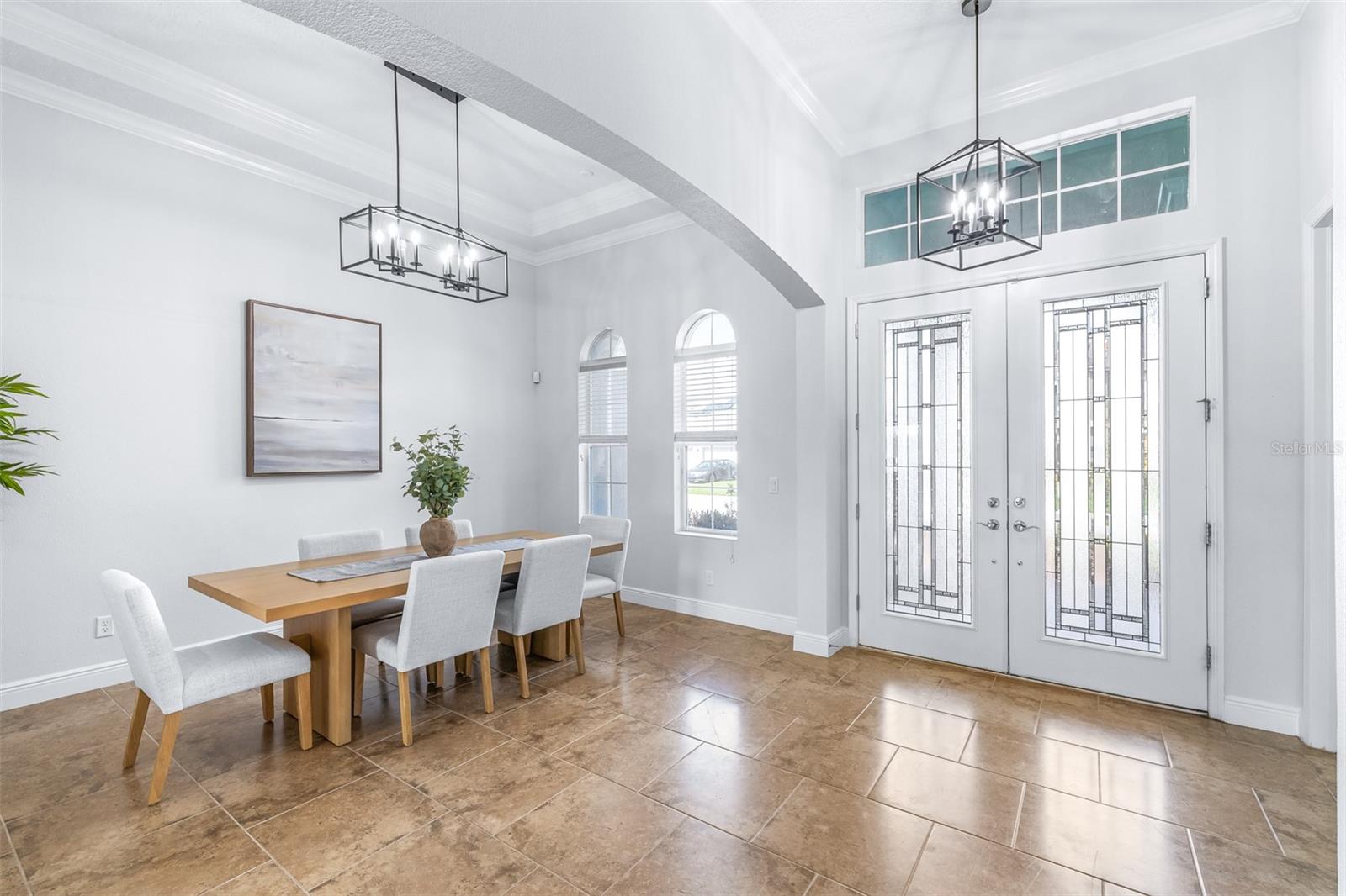 Image 8 of 91 For 32545 Silvercreek Way