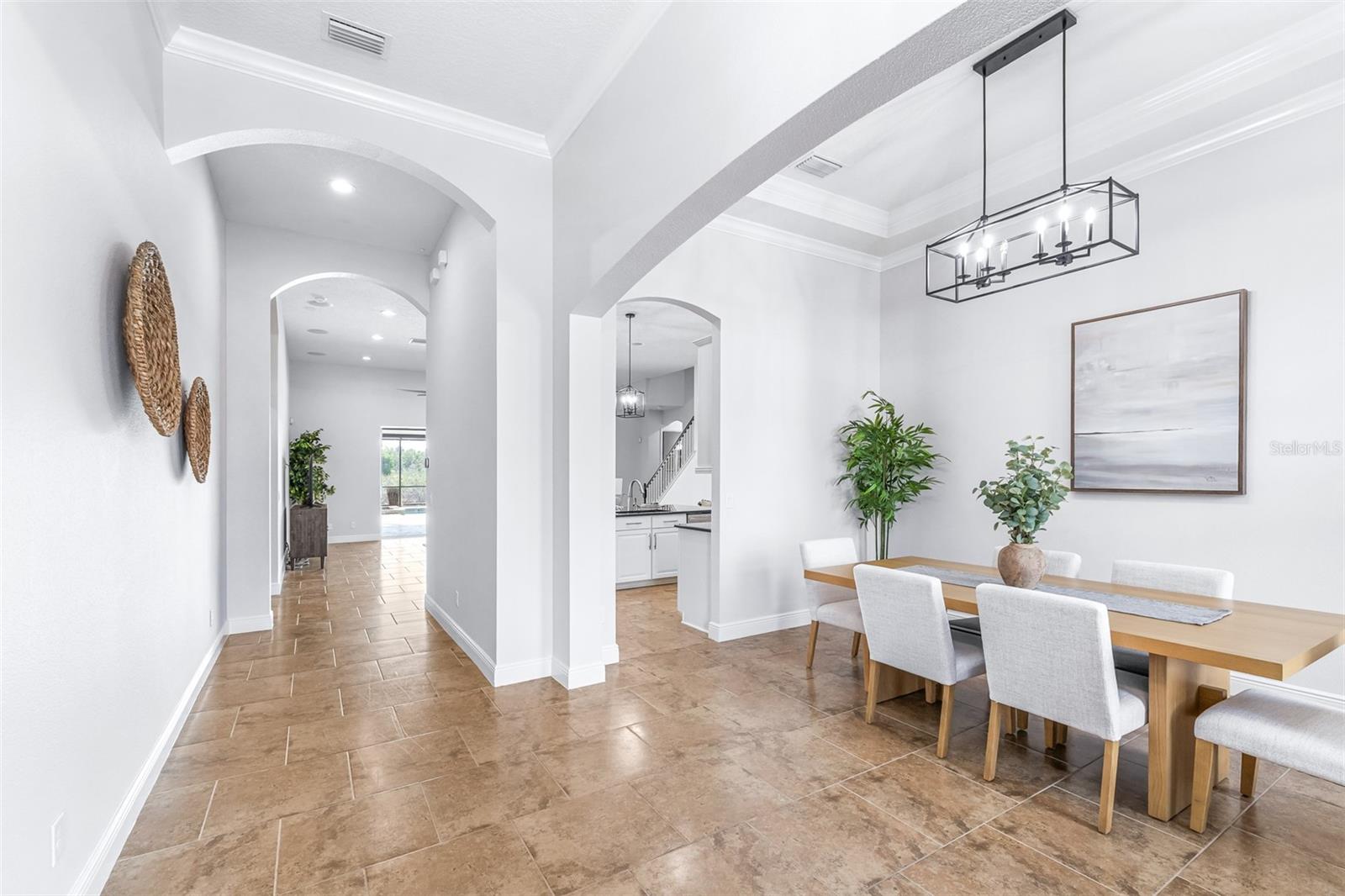 Image 9 of 91 For 32545 Silvercreek Way