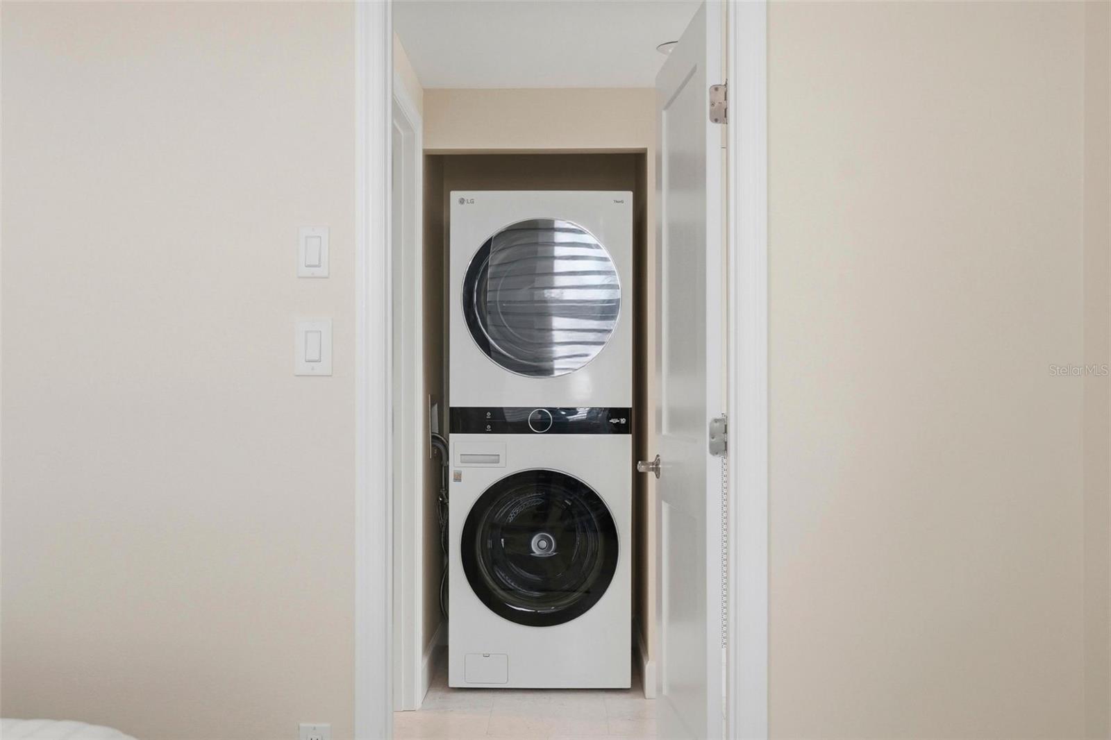 Image 23 of 50 For 7932 Sailboat Key Boulevard S 806