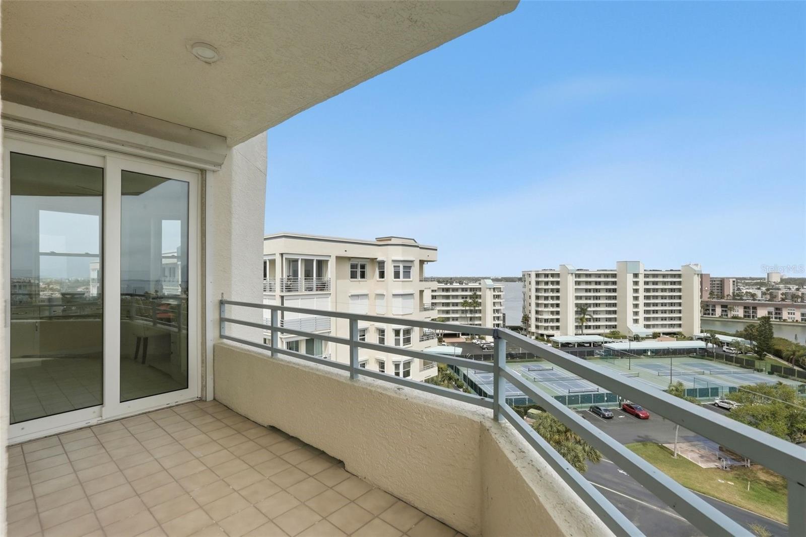 Image 28 of 50 For 7932 Sailboat Key Boulevard S 806