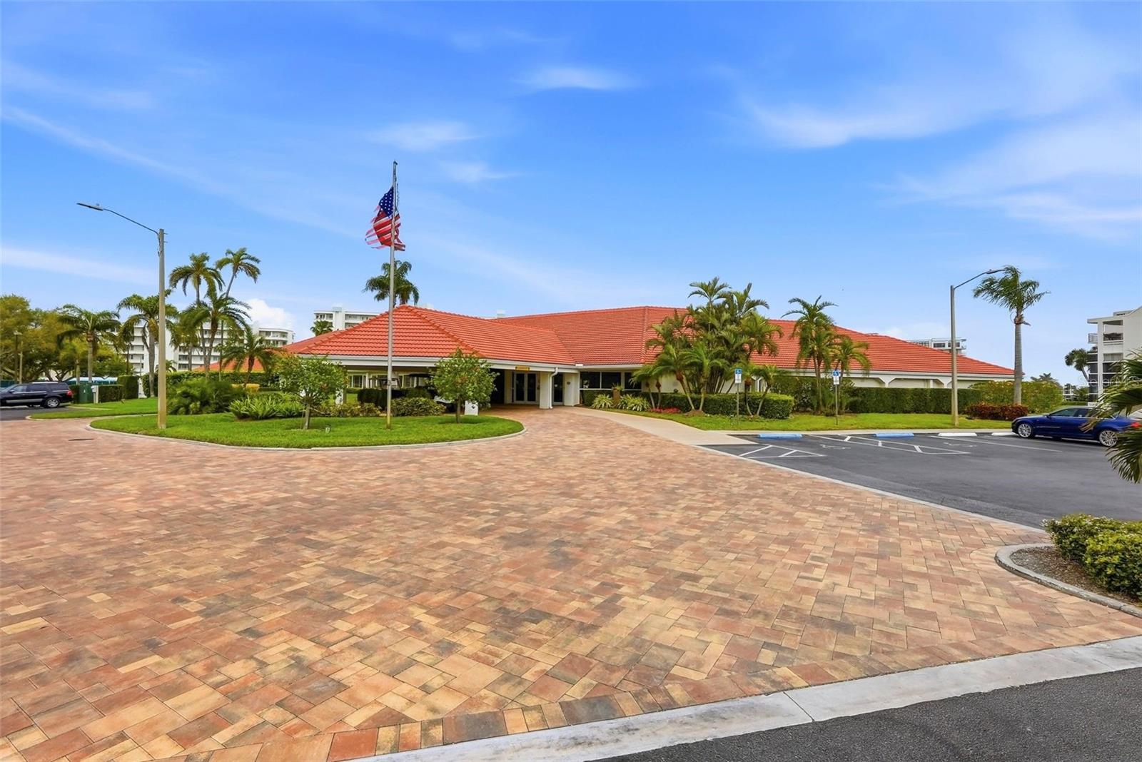 Image 33 of 50 For 7932 Sailboat Key Boulevard S 806