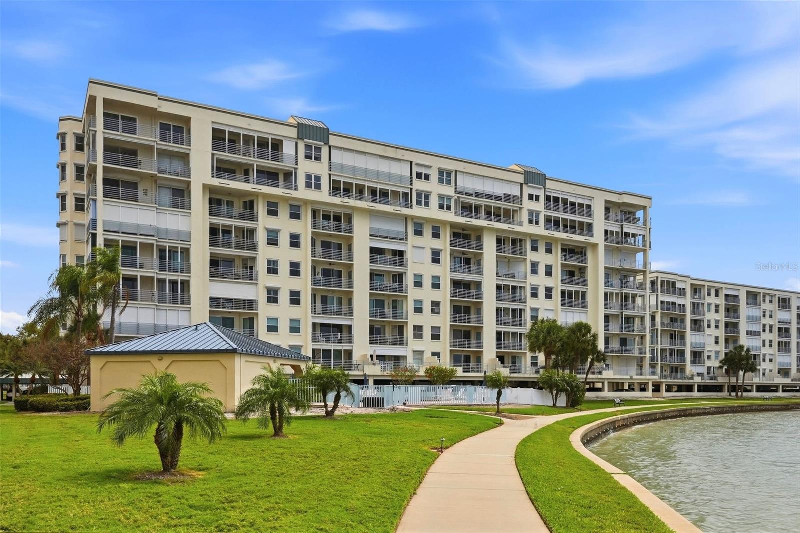 Image 4 of 50 For 7932 Sailboat Key Boulevard S 806