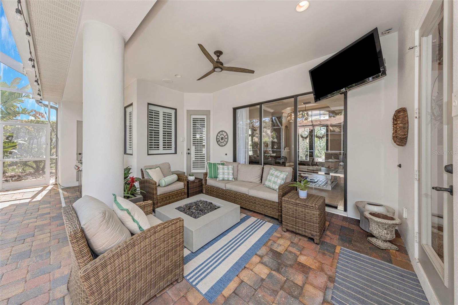 Image 30 of 73 For 3687 Janus Way