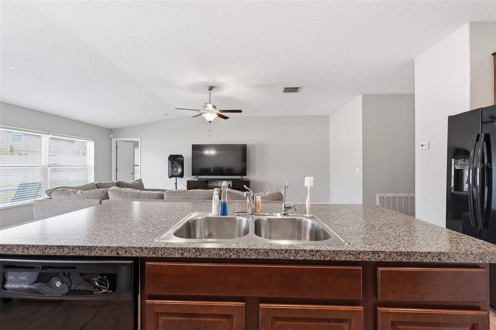 Image 14 of 38 For 16902 Peaceful Valley Drive