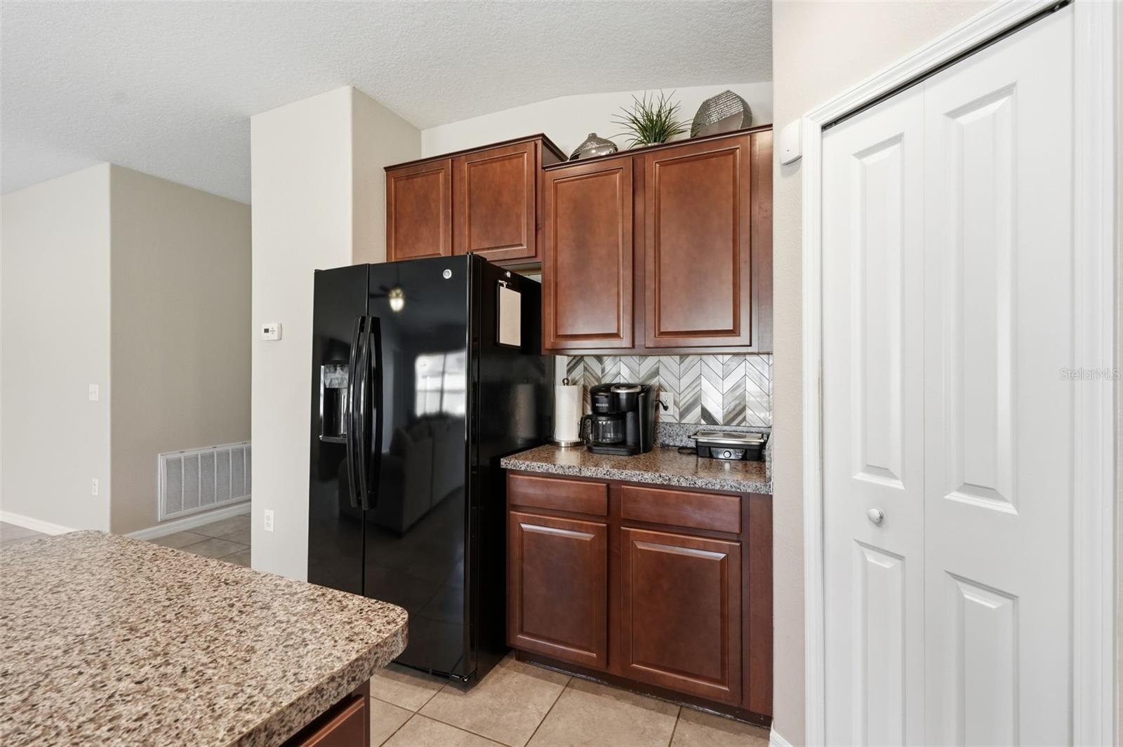 Image 15 of 38 For 16902 Peaceful Valley Drive