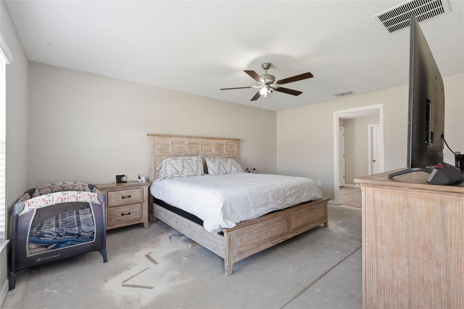 Image 19 of 38 For 16902 Peaceful Valley Drive