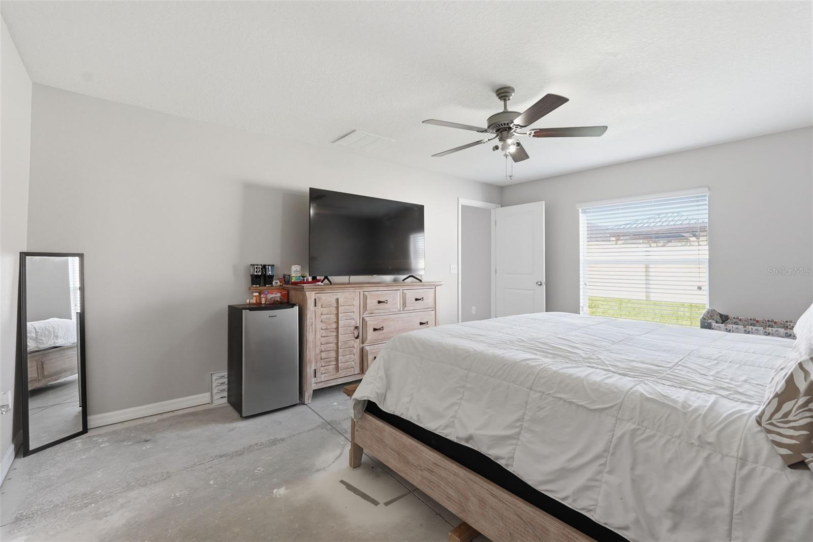 Image 20 of 38 For 16902 Peaceful Valley Drive