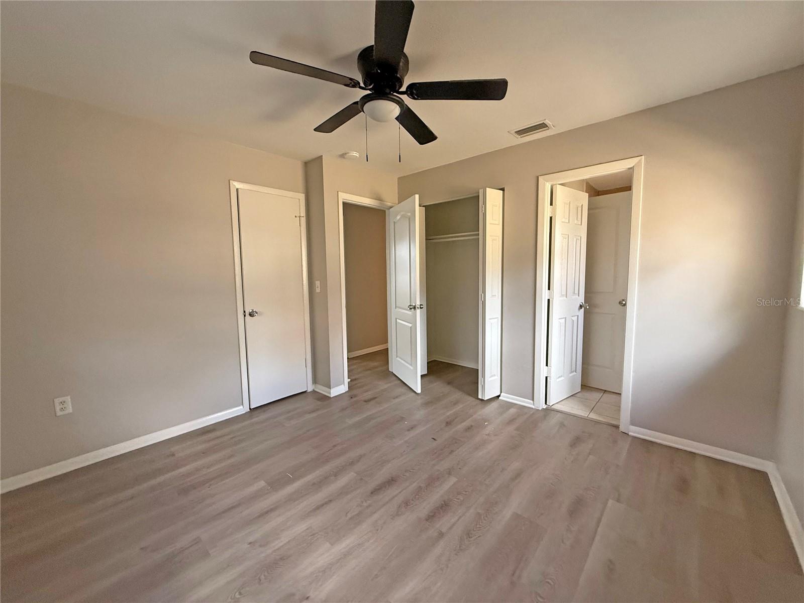 Image 10 of 14 For 652 Candyce Avenue