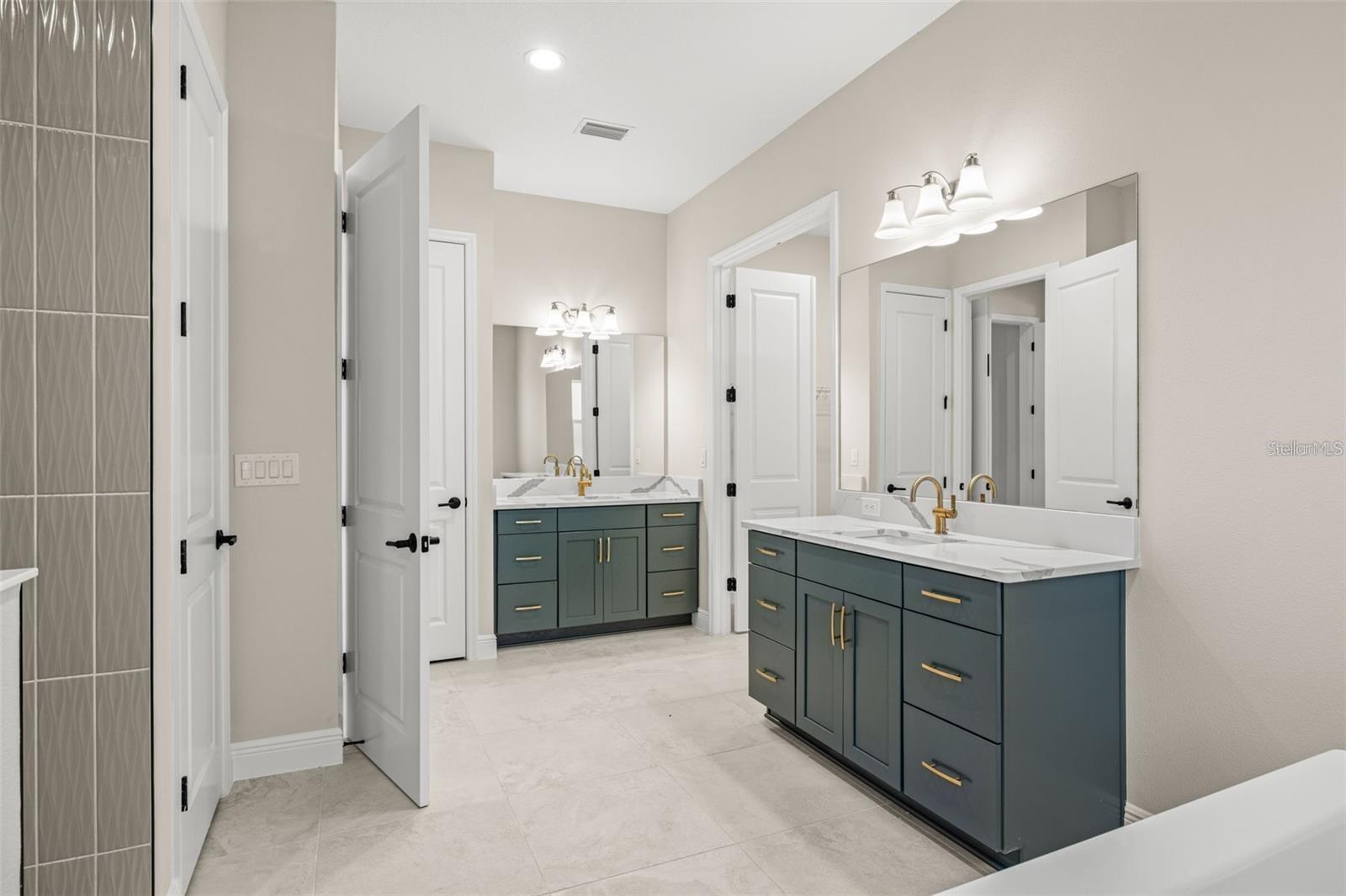 Image 14 of 32 For 1953 Arching Branch