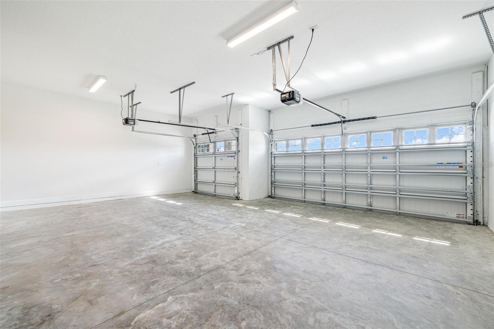 Image 29 of 32 For 1953 Arching Branch