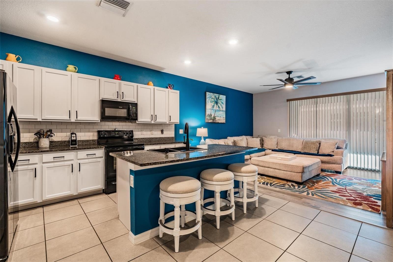 Image 3 of 40 For 2914 Suncoast Blend Drive