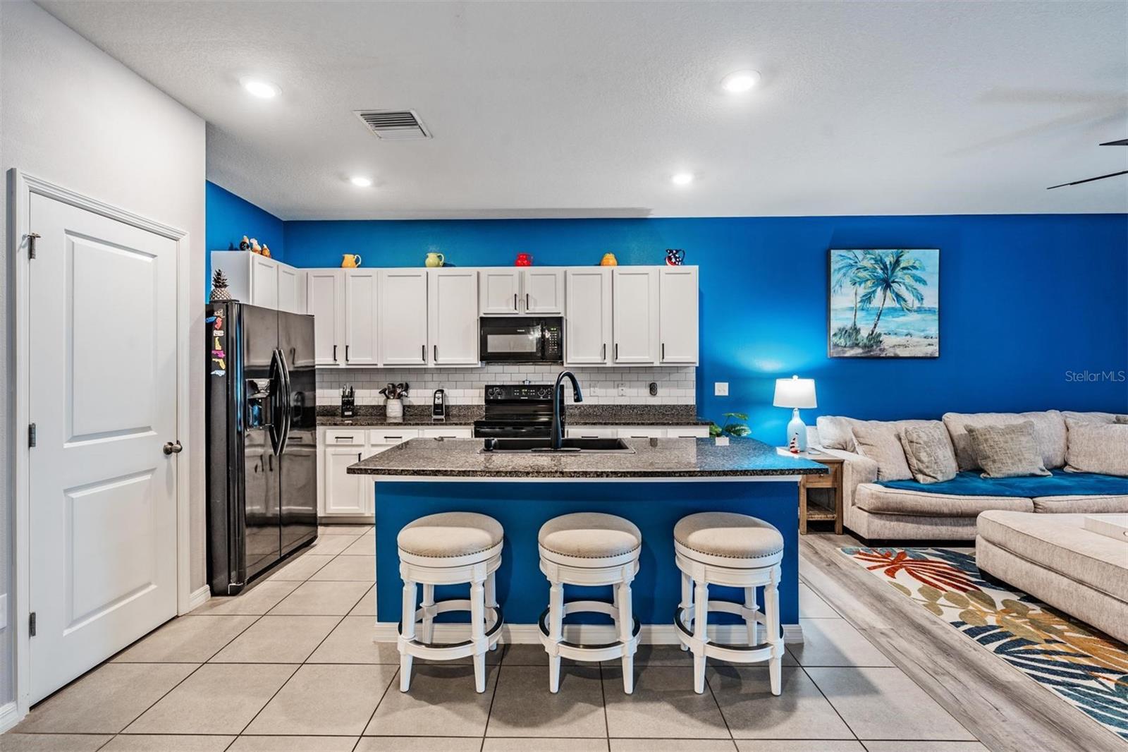 Image 4 of 40 For 2914 Suncoast Blend Drive