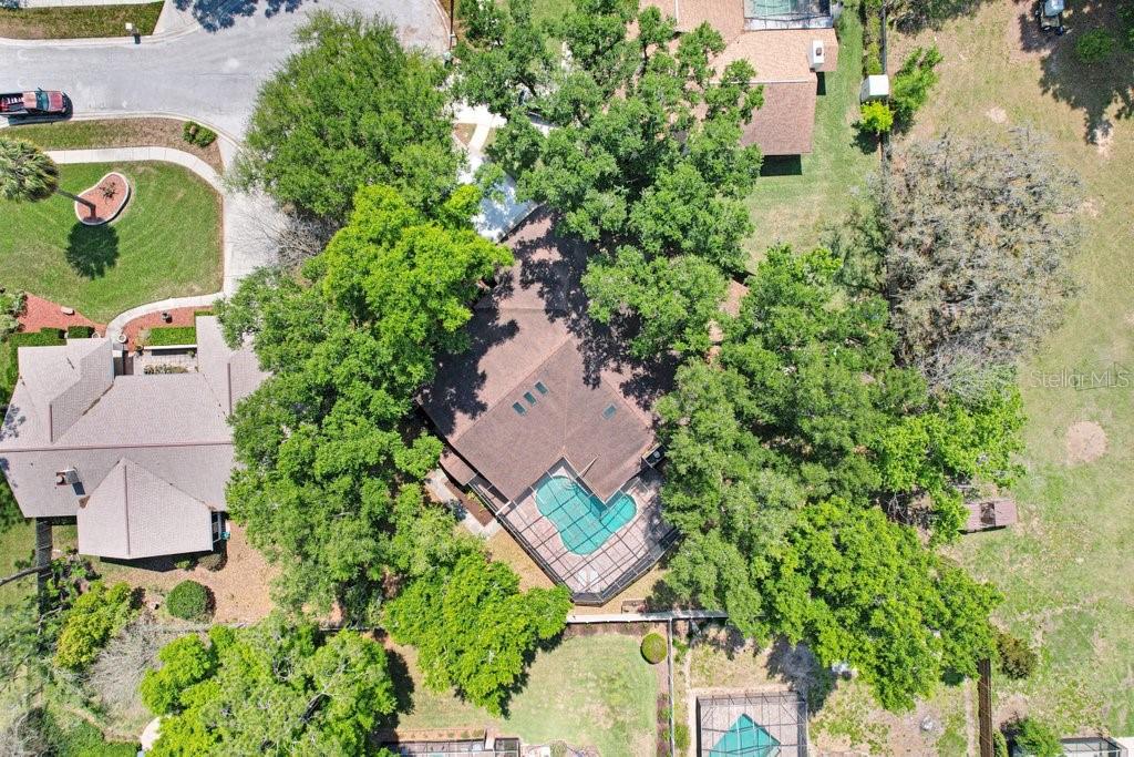 Image 12 of 63 For 504 Triple Crown Court