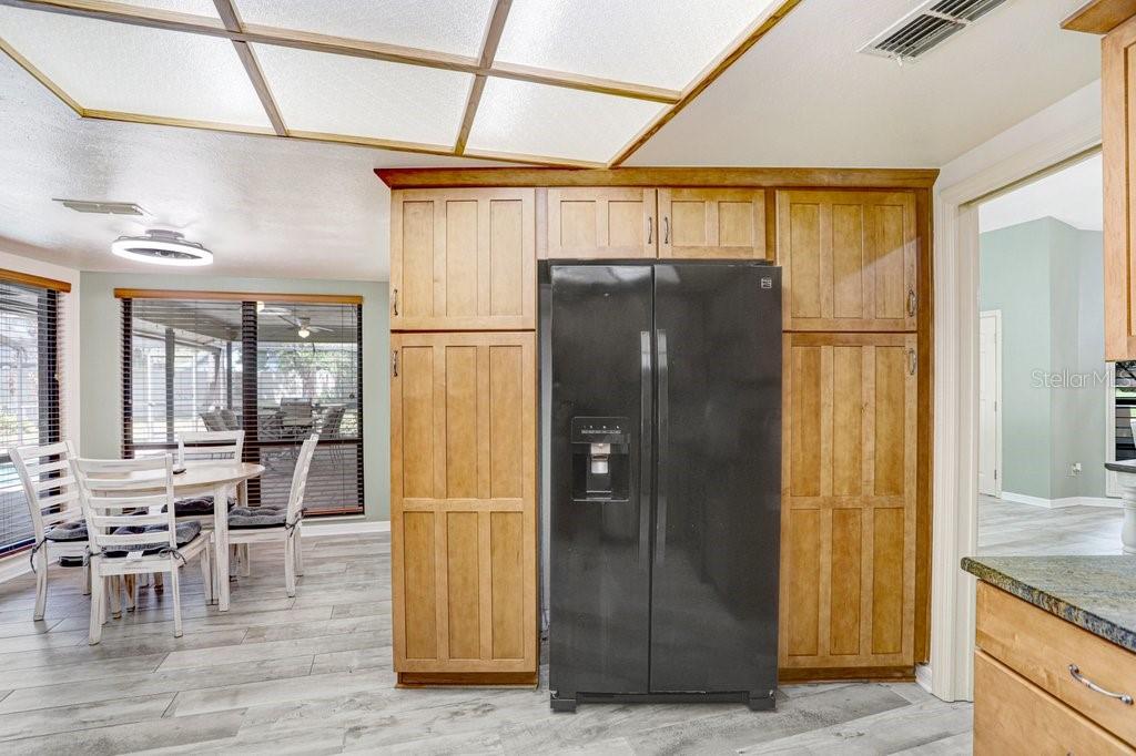 Image 34 of 63 For 504 Triple Crown Court