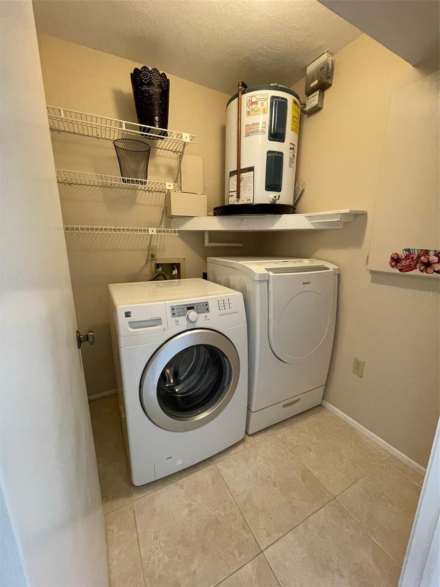 Image 11 of 26 For 2591 Countryside Boulevard 5203