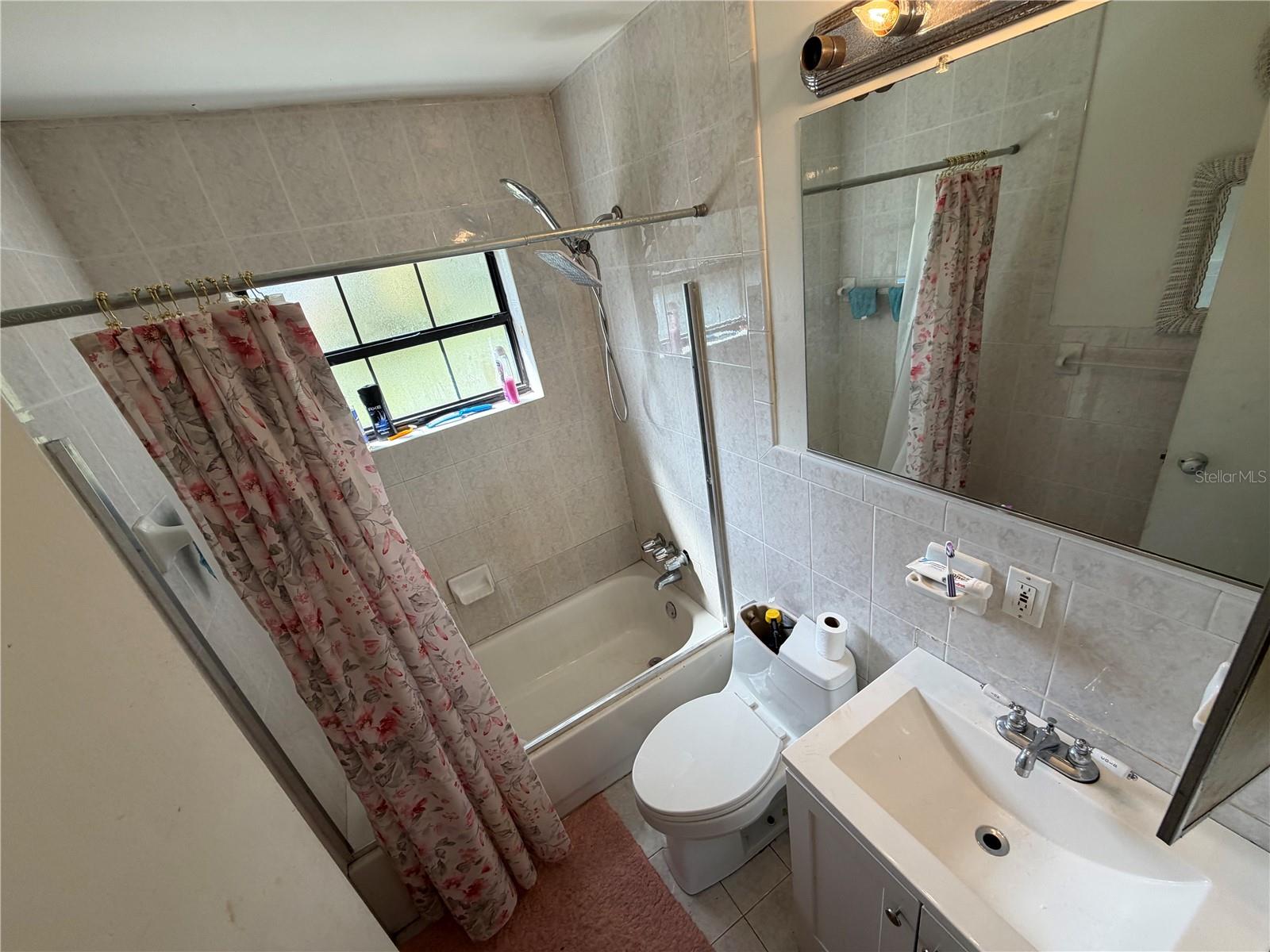 Image 11 of 26 For 3750 4th Court