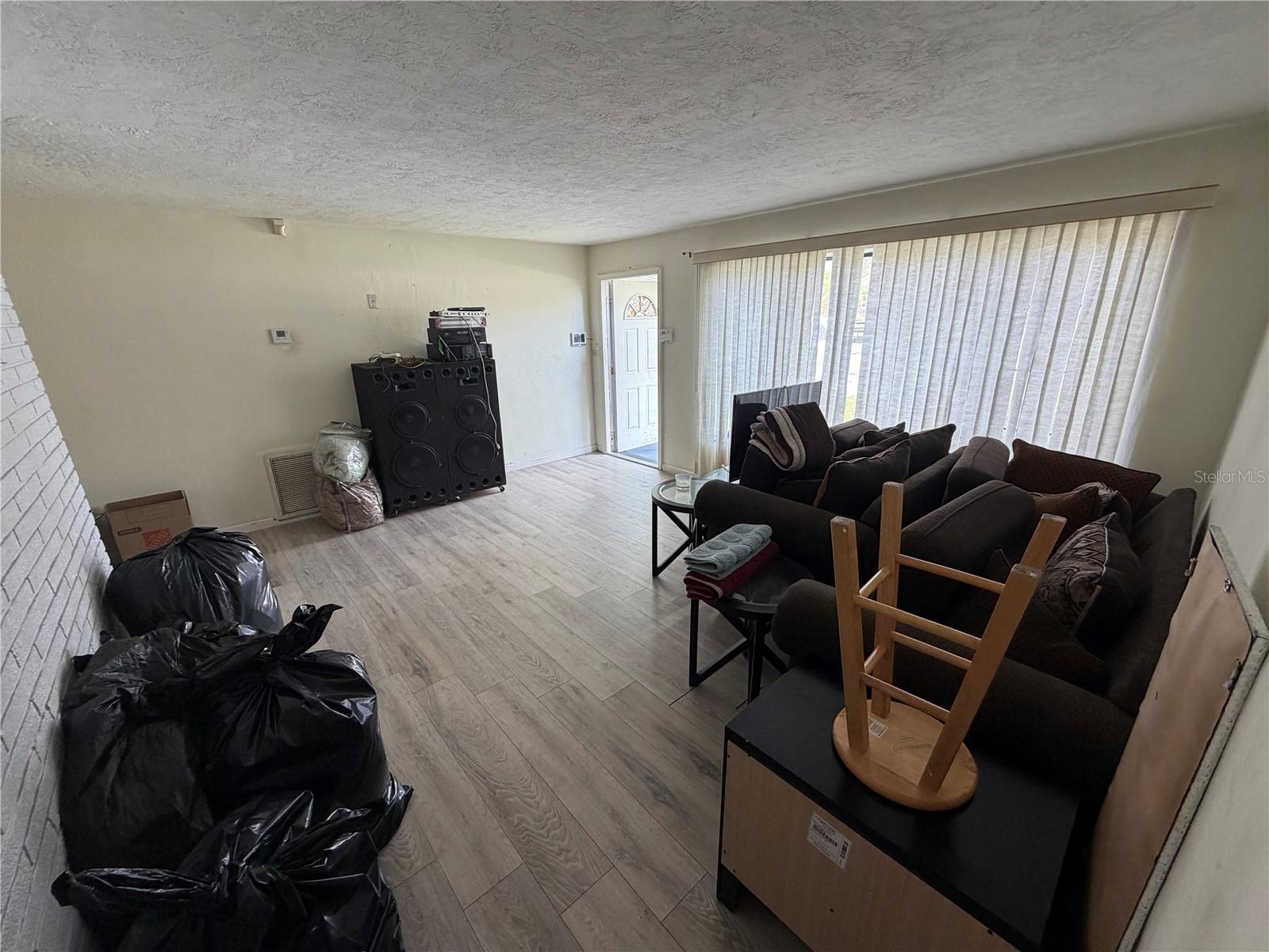 Image 5 of 26 For 3750 4th Court