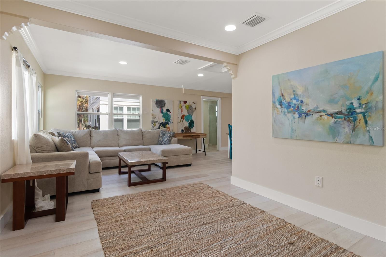 Image 3 of 21 For 609 Osceola Avenue