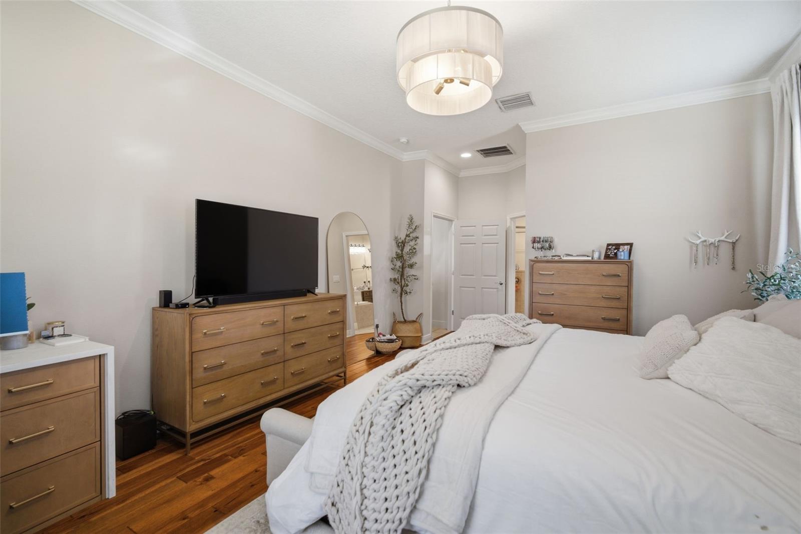 Image 27 of 72 For 3220 Azure Sky Way