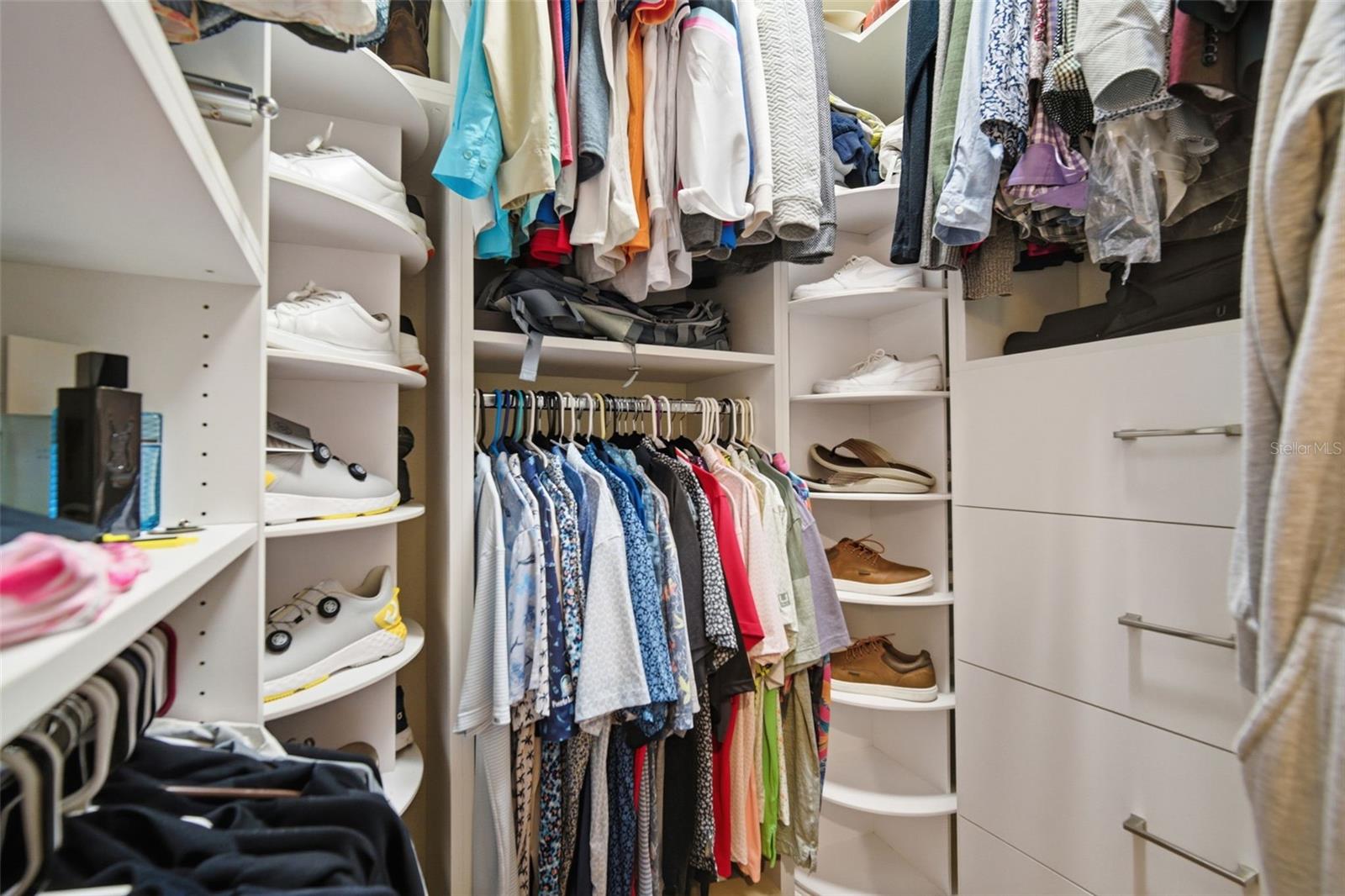 Image 30 of 72 For 3220 Azure Sky Way