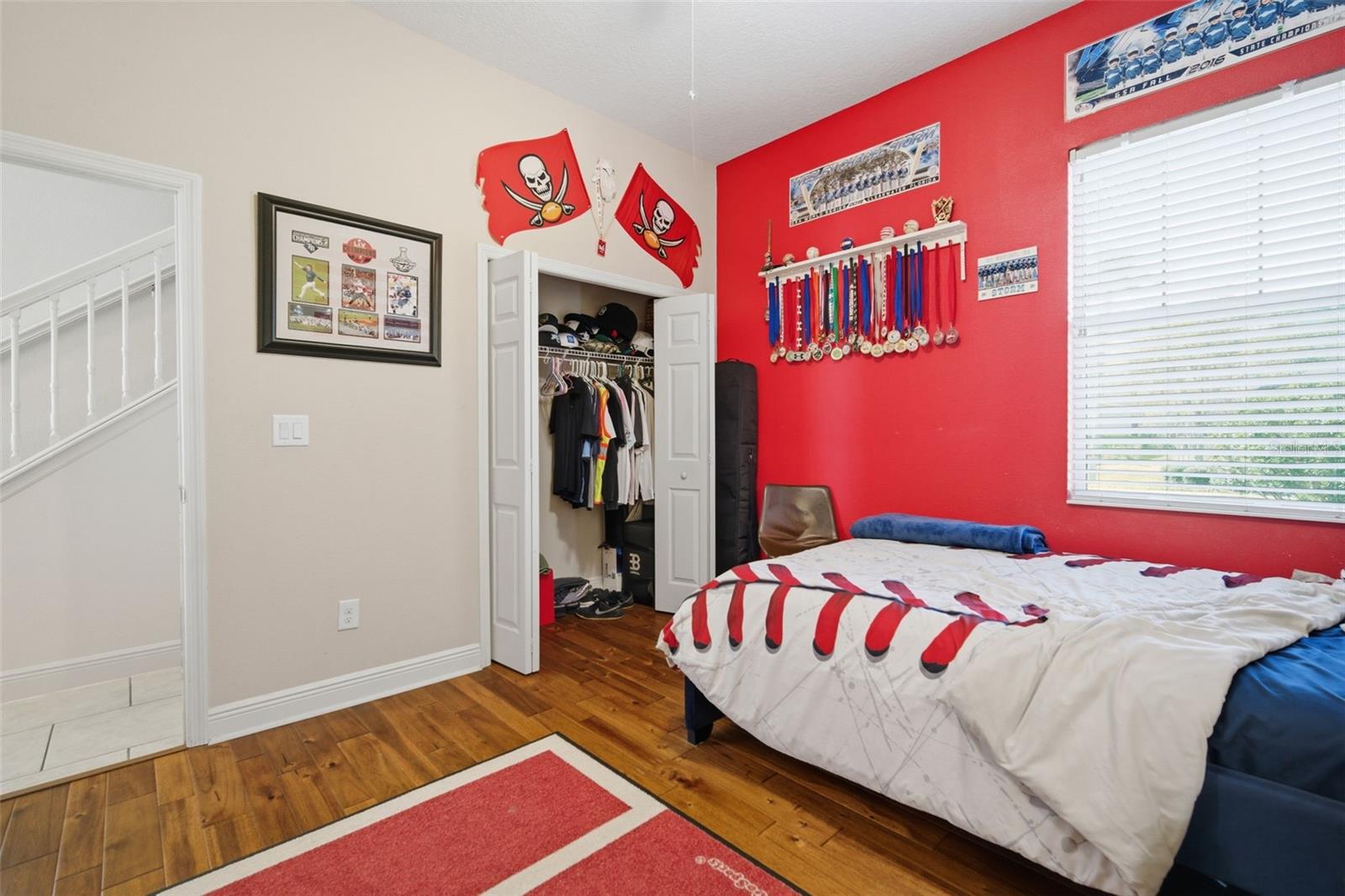 Image 33 of 72 For 3220 Azure Sky Way