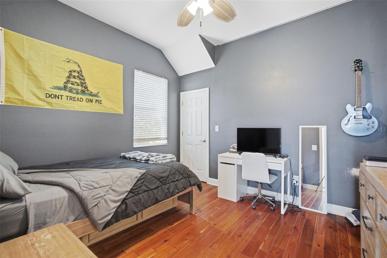 Image 37 of 72 For 3220 Azure Sky Way