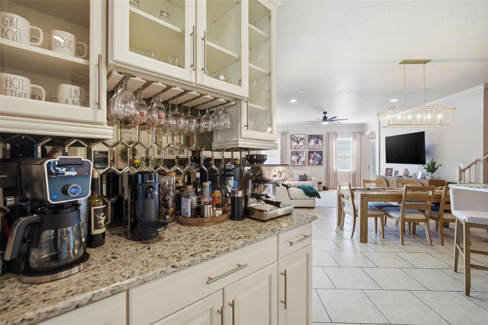 Image 44 of 72 For 3220 Azure Sky Way