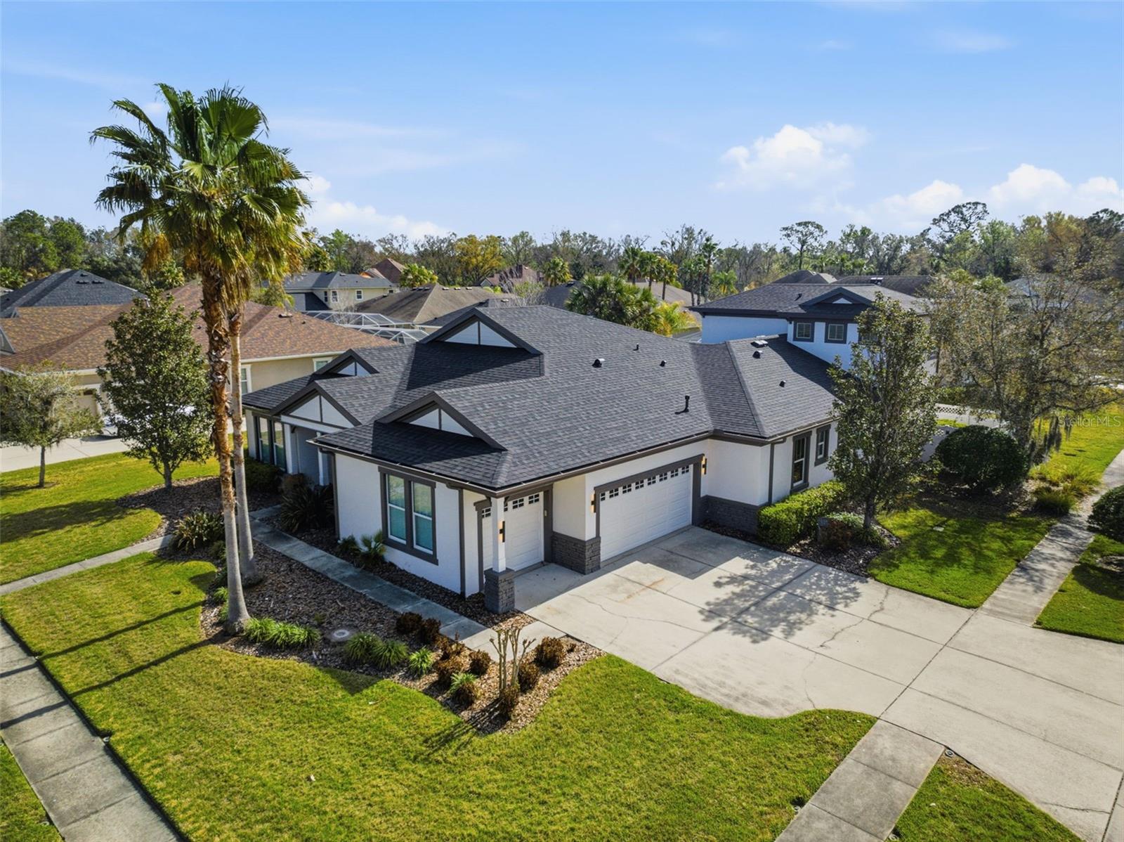 Image 47 of 72 For 3220 Azure Sky Way