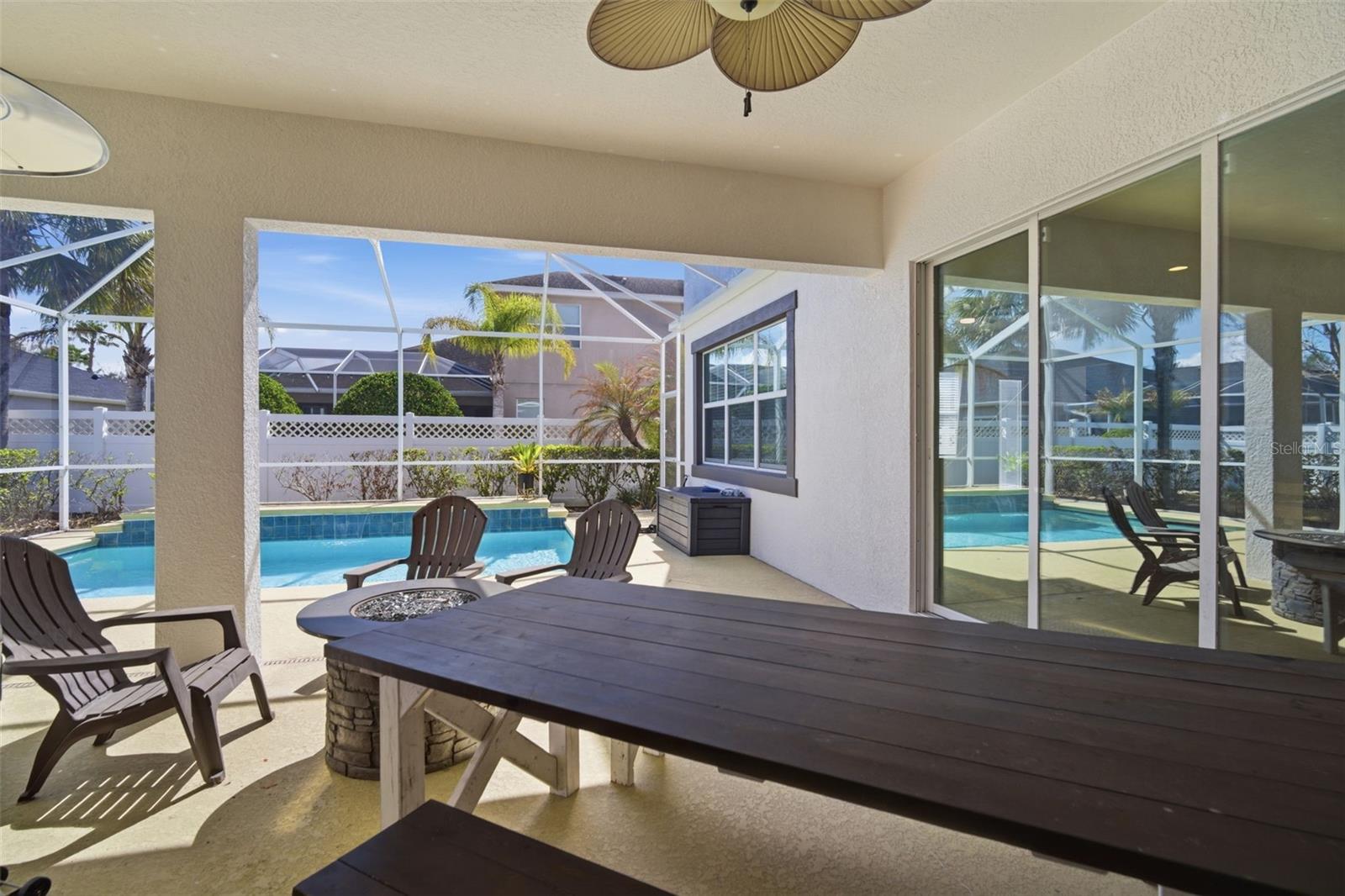 Image 61 of 72 For 3220 Azure Sky Way